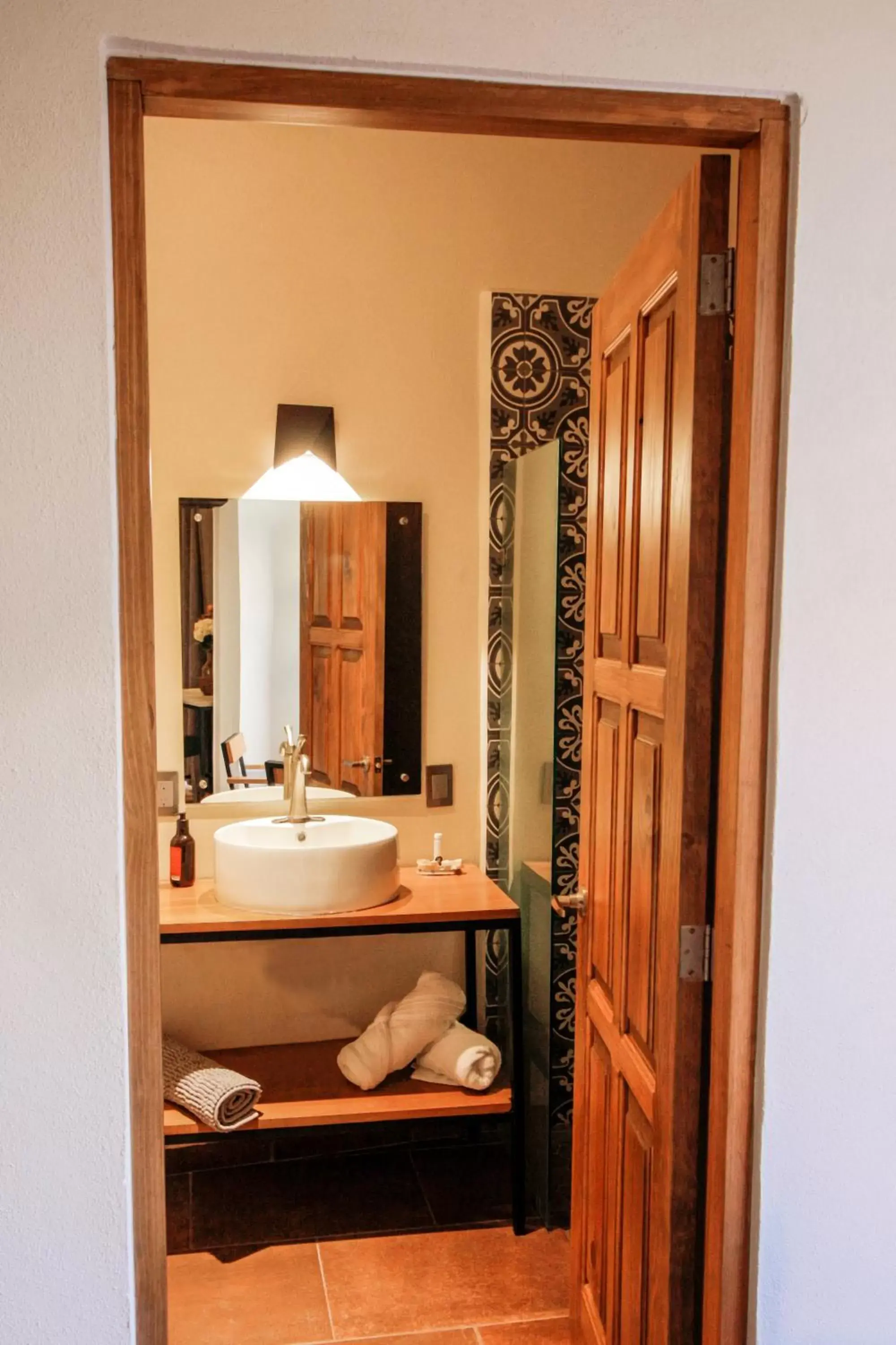 Bathroom in Hotel La Notaría