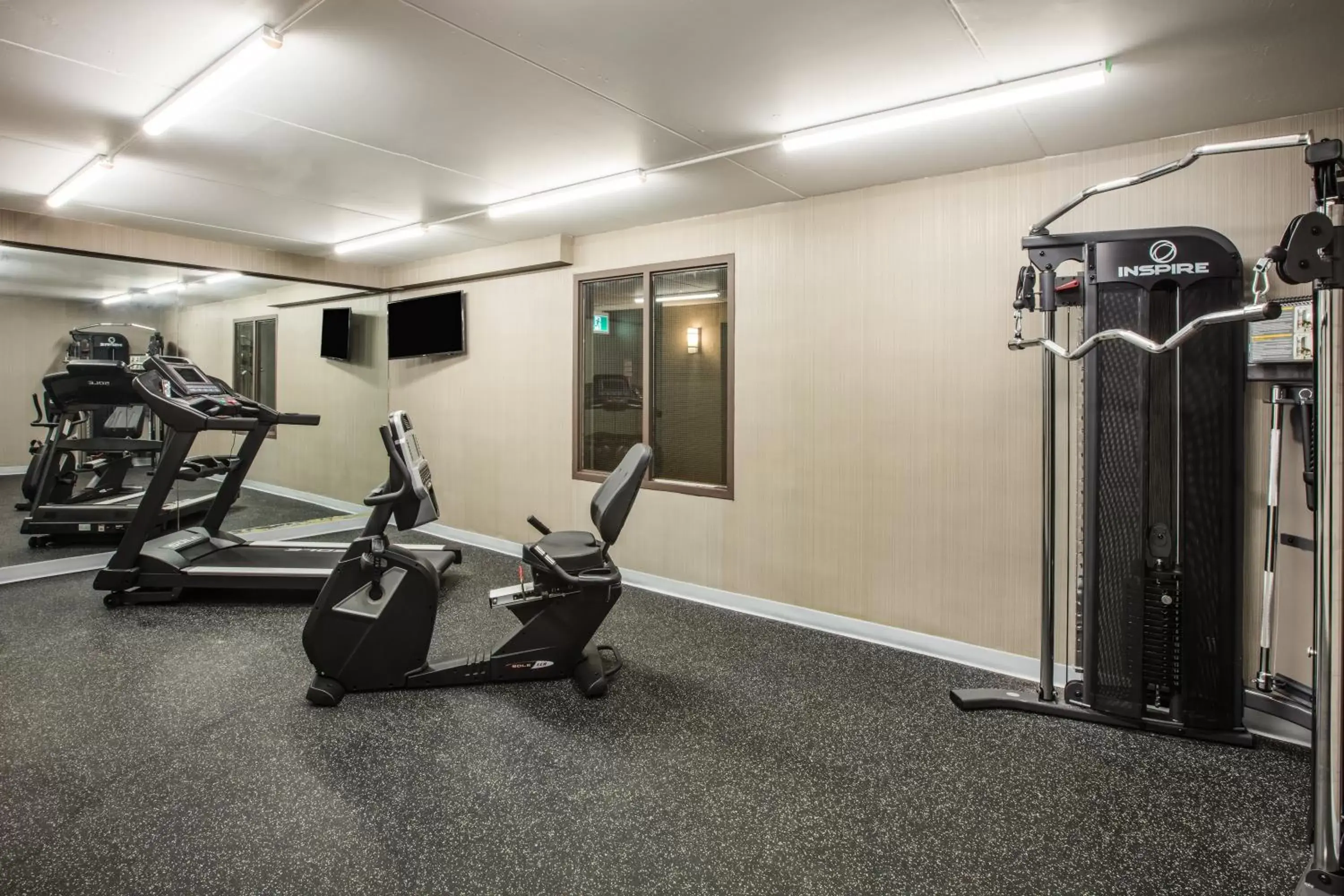 Fitness Center/Facilities in Ramada by Wyndham Jacksons Point