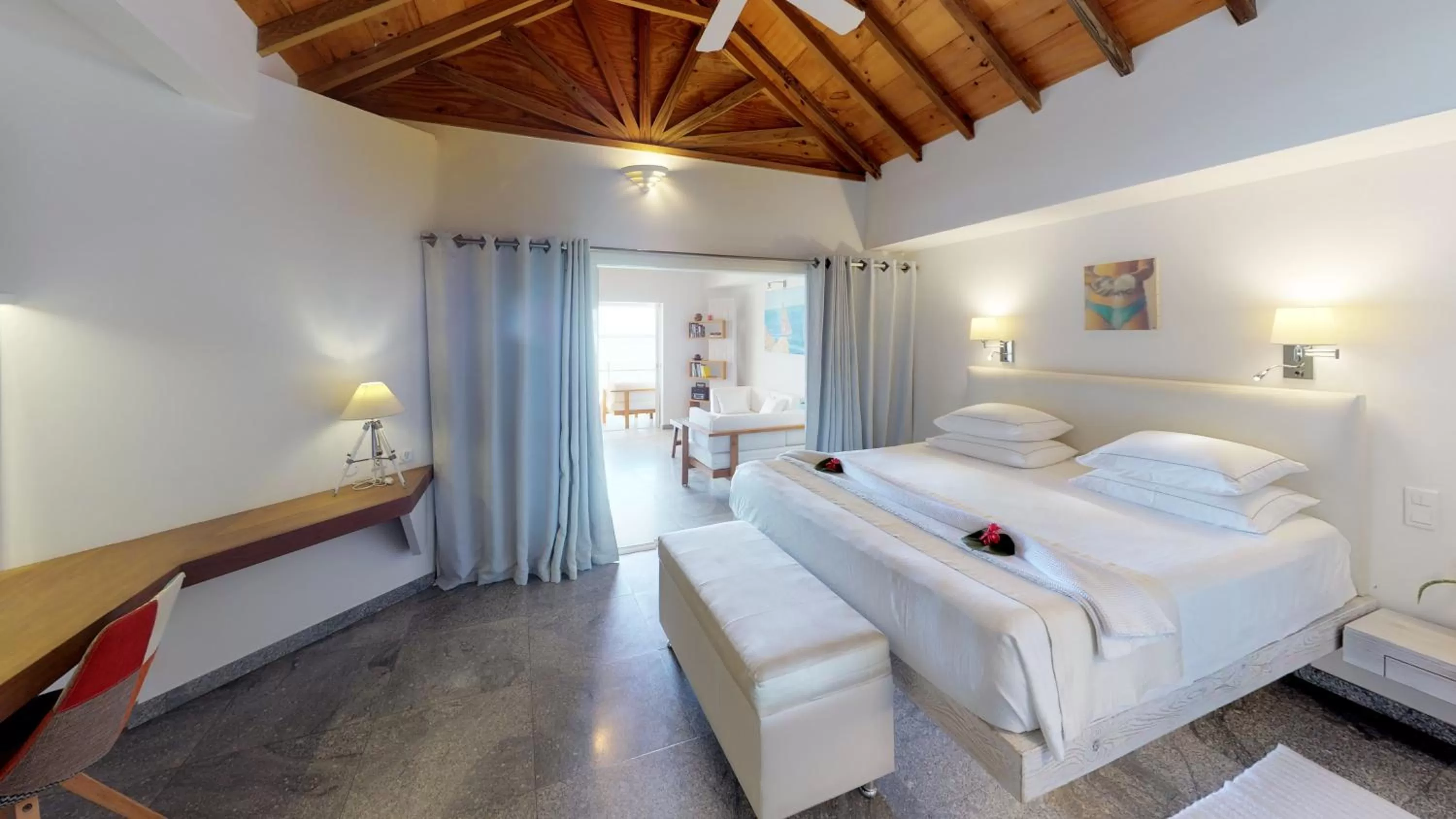 Bed in Hotel Les Ondines Sur La Plage