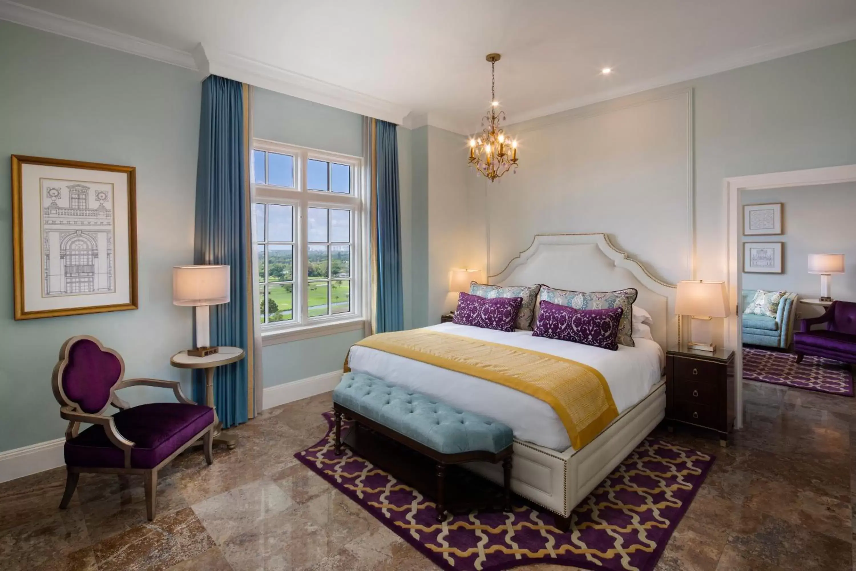 Bedroom, Bed in Biltmore Hotel