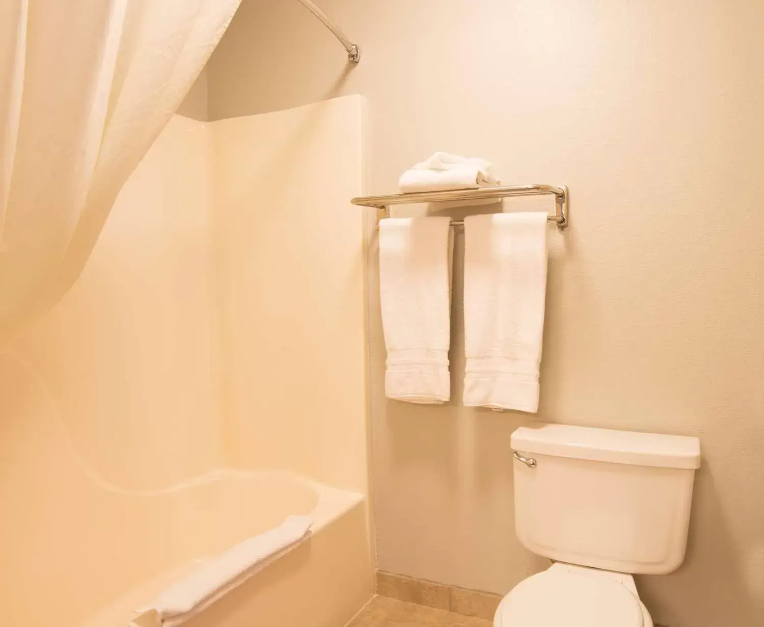 Bathroom in Best Western Black Hills Lodge