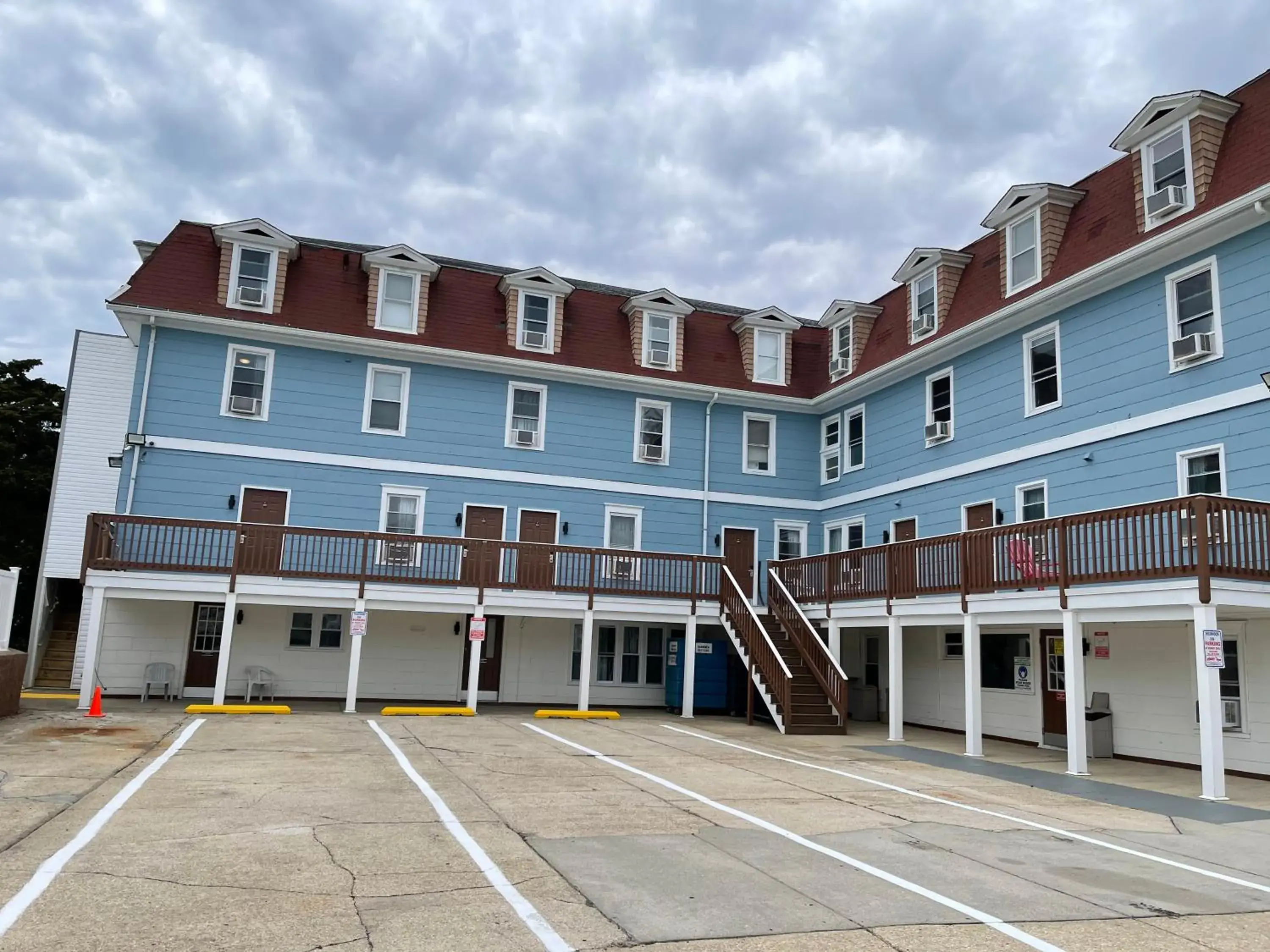 Property Building in Wildwood Inn, a Travelodge by Wyndham