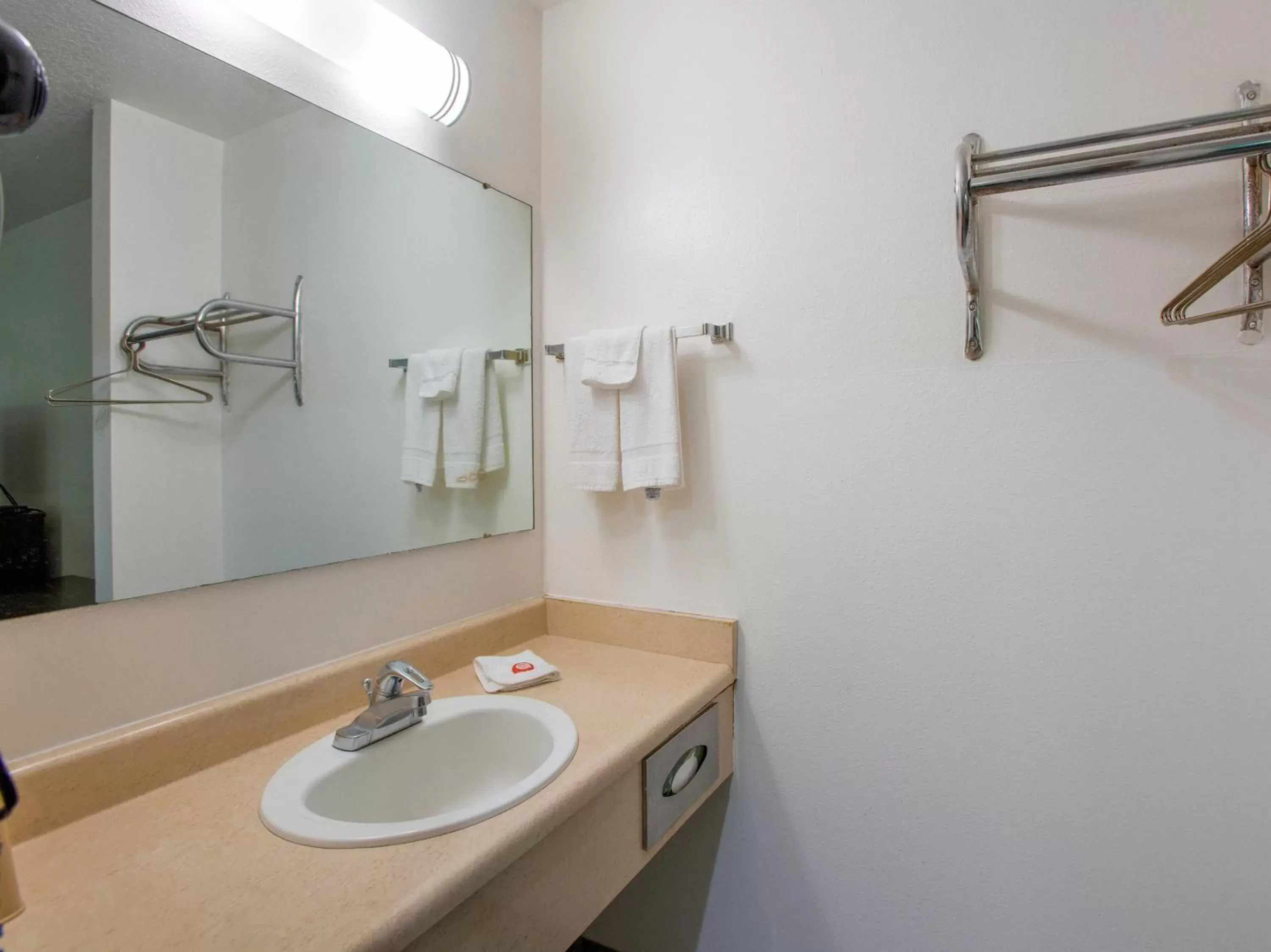 Area and facilities, Bathroom in OYO Woodland Hotel and Suites