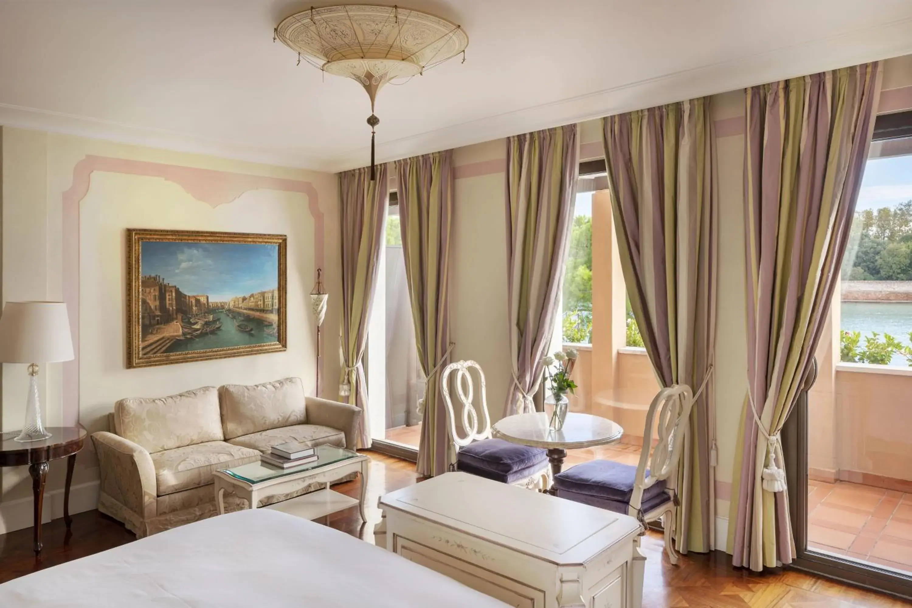 Bedroom, Seating Area in Hotel Cipriani, A Belmond Hotel, Venice