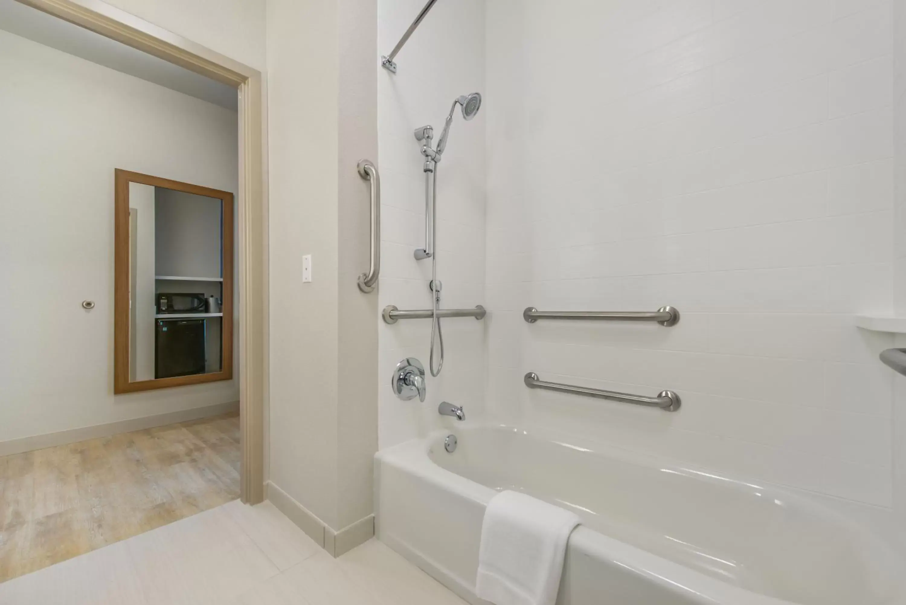 Bathroom in Holiday Inn Express & Suites - Carrollton West, an IHG Hotel