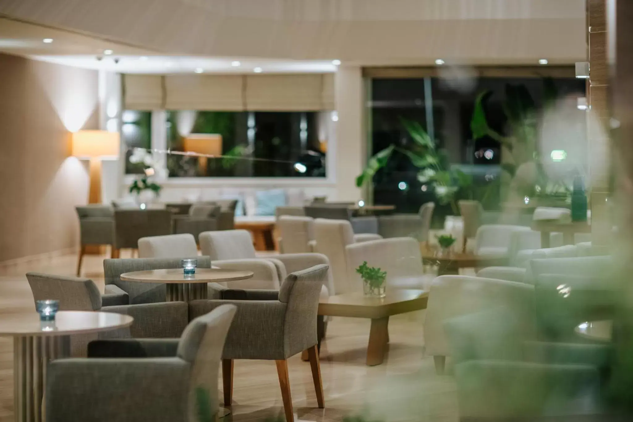 Lobby or reception, Restaurant/Places to Eat in Alion Beach Hotel