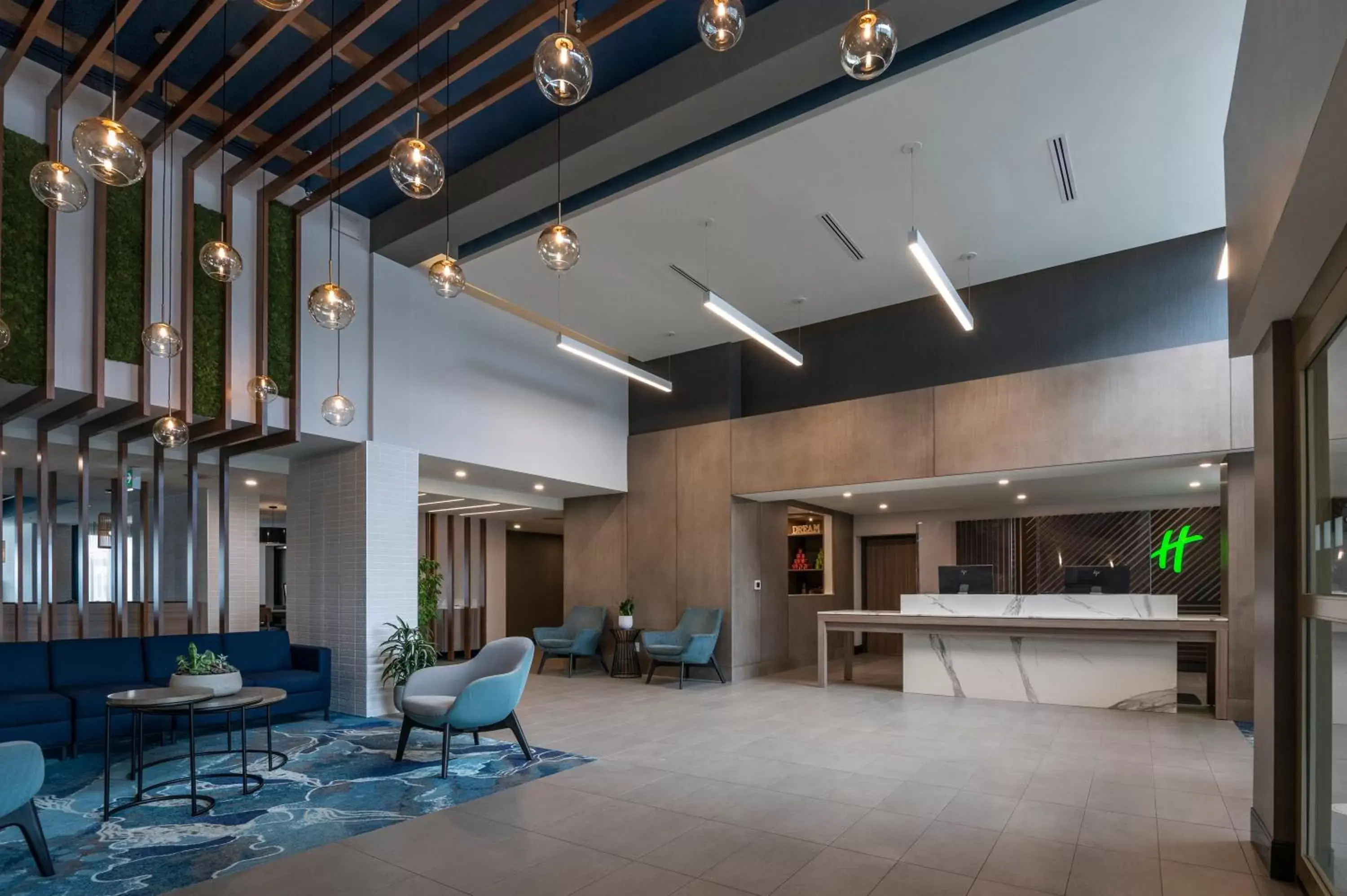 Property building, Lobby/Reception in Holiday Inn Kingston - Waterfront, an IHG Hotel