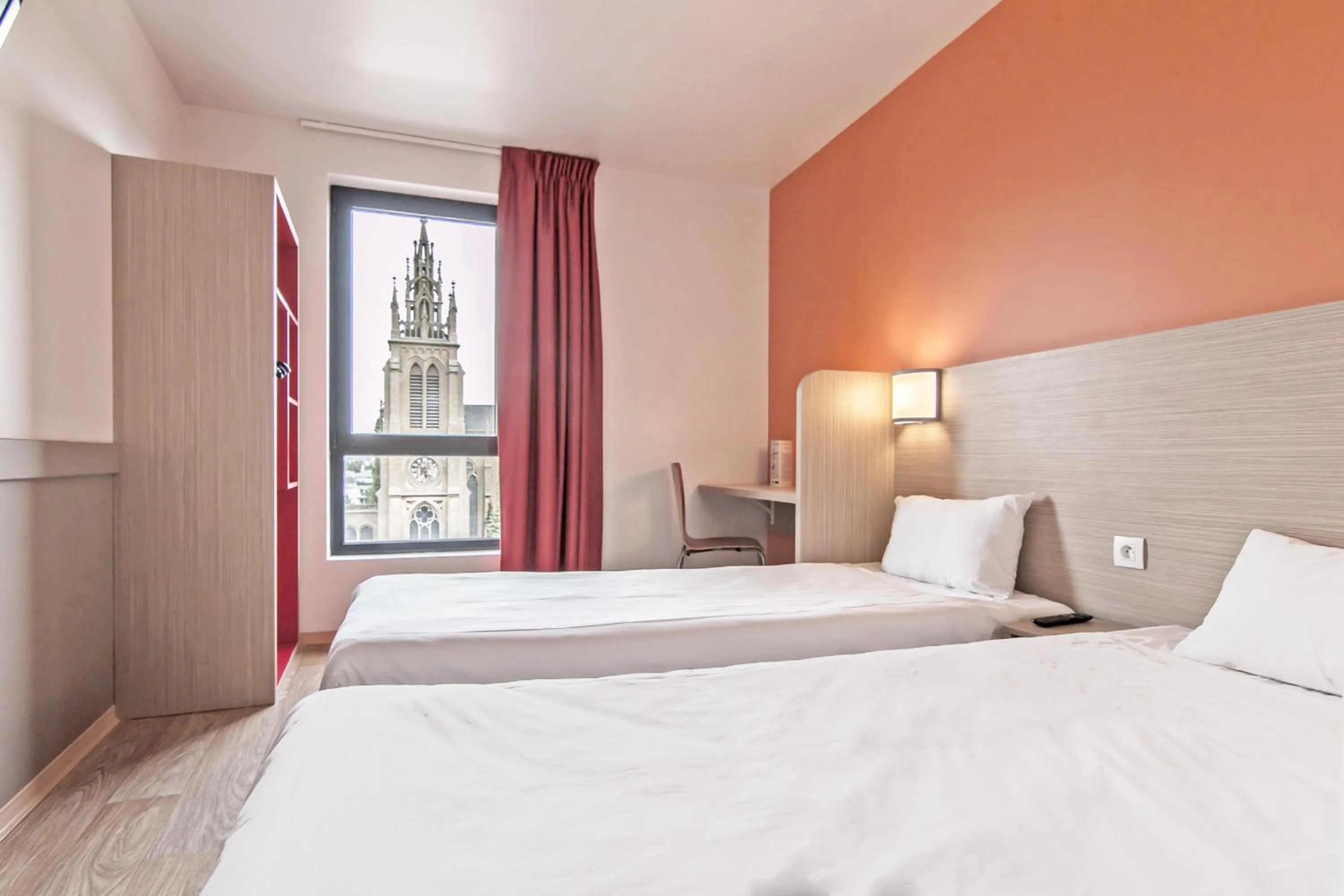 Bed in Première Classe Thionville