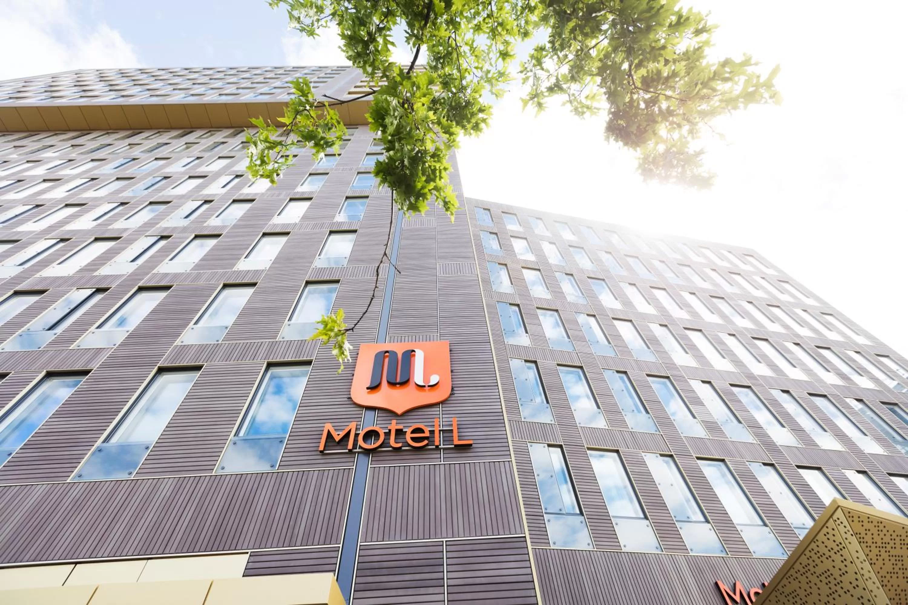 Property building in Motel L Stockholm Älvsjö