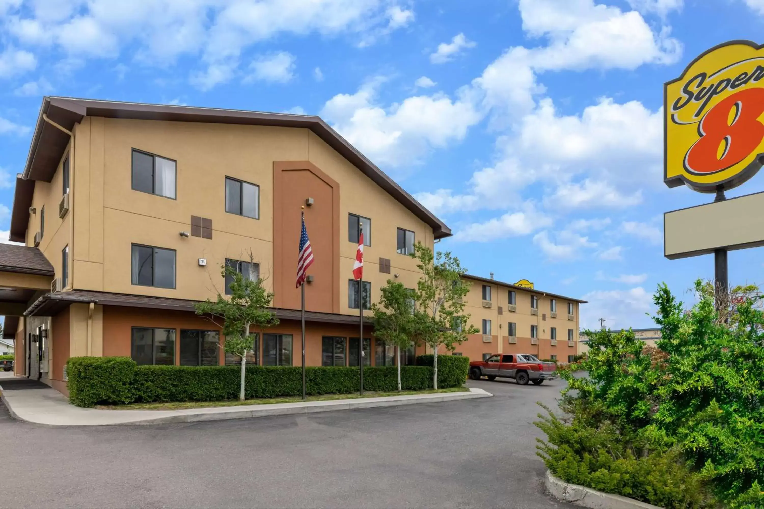 Property building in Super 8 by Wyndham Butte MT Property building in Super 8 by Wyndham Butte MT