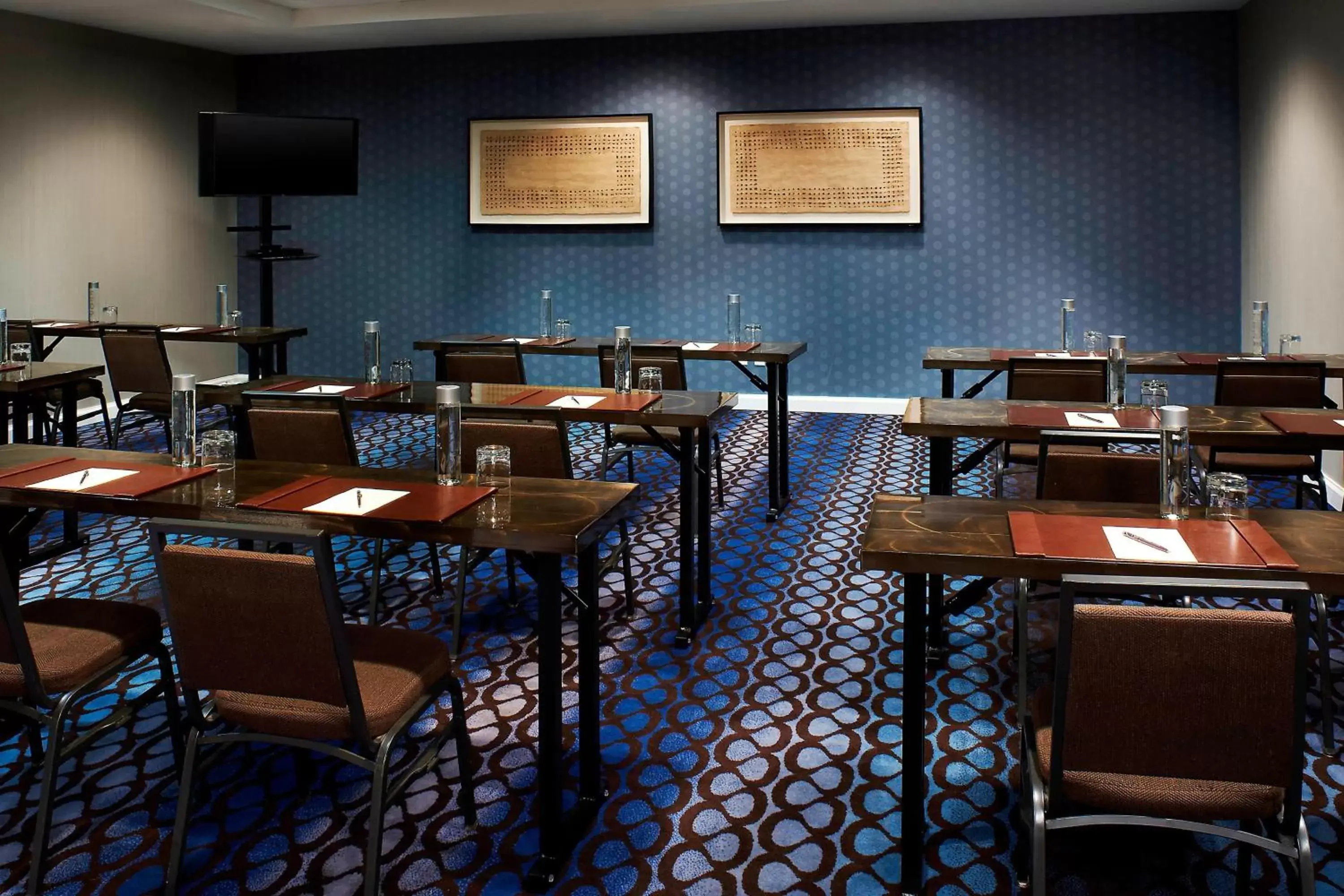 Meeting/conference room, Restaurant/Places to Eat in Le Meridien Delfina Santa Monica