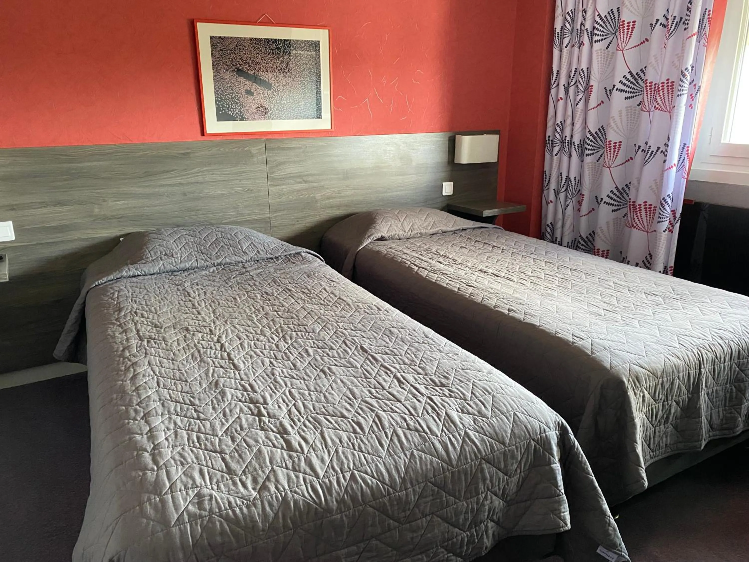 Bed in Hotel Restaurant Saint-Benoit