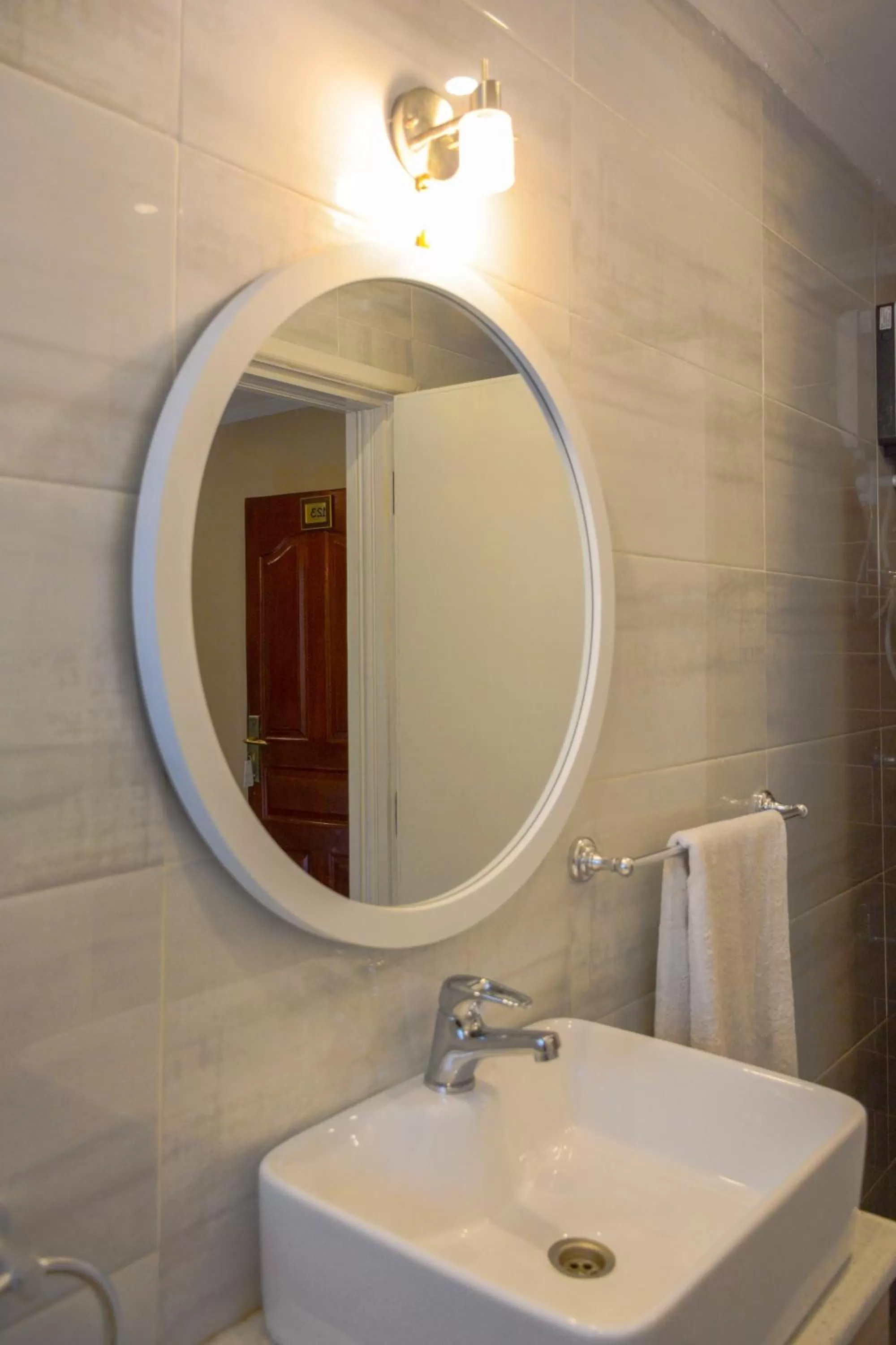 Shower, Bathroom in Appleton Resort