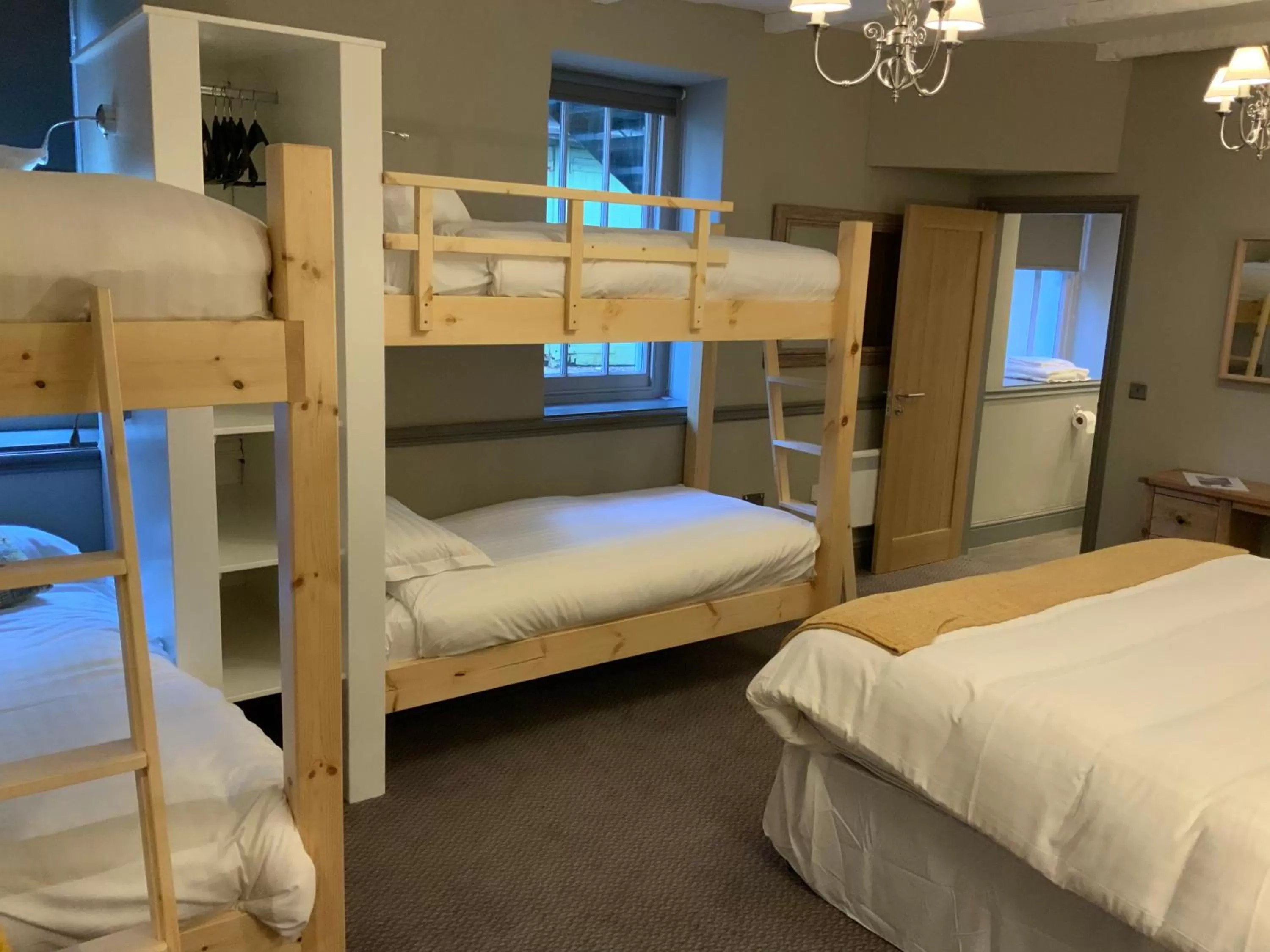 Bunk Bed in The Sun Inn