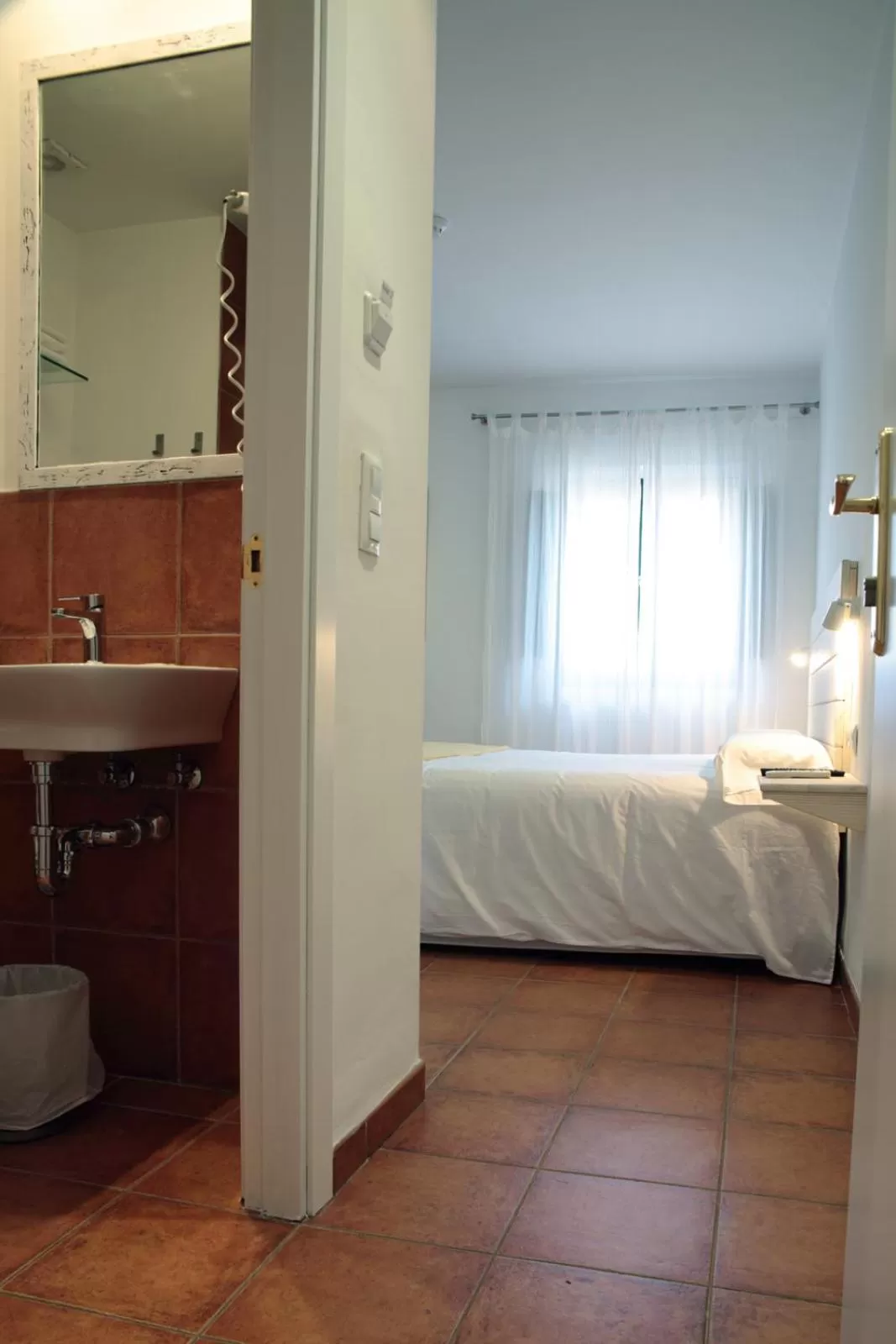 Bedroom, Bathroom in Hotel 3 Arcs