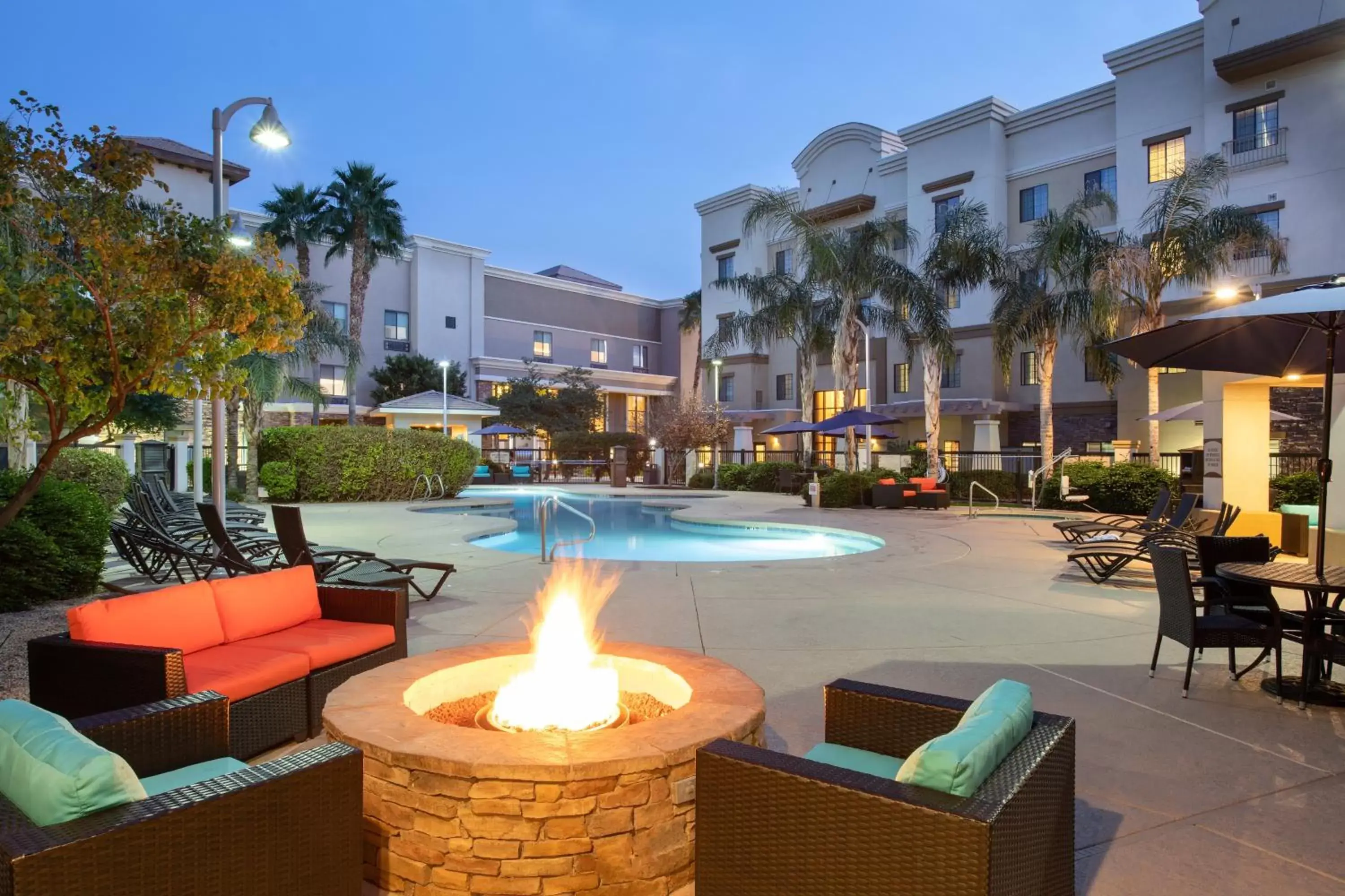 Swimming Pool in Holiday Inn Express Hotel & Suites Phoenix-Glendale