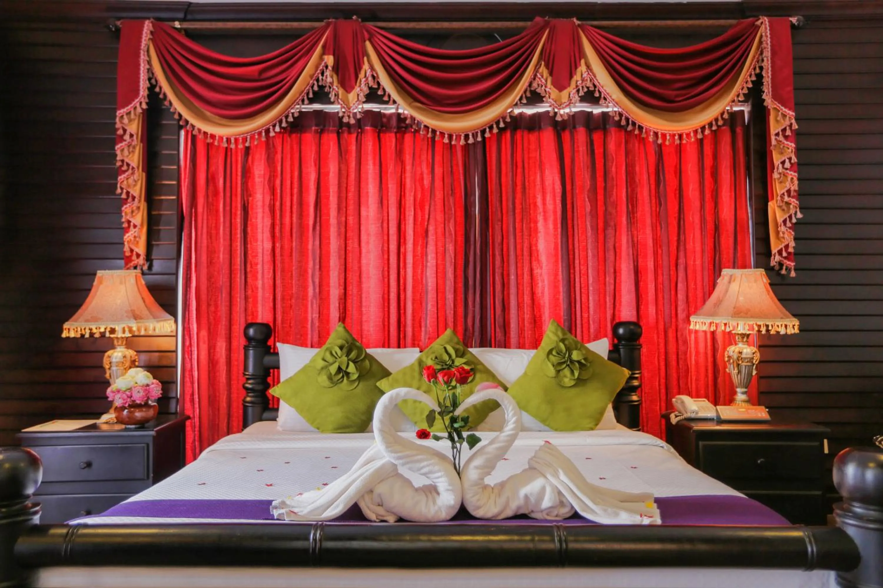 Bed in Lucky Angkor Hotel & Spa