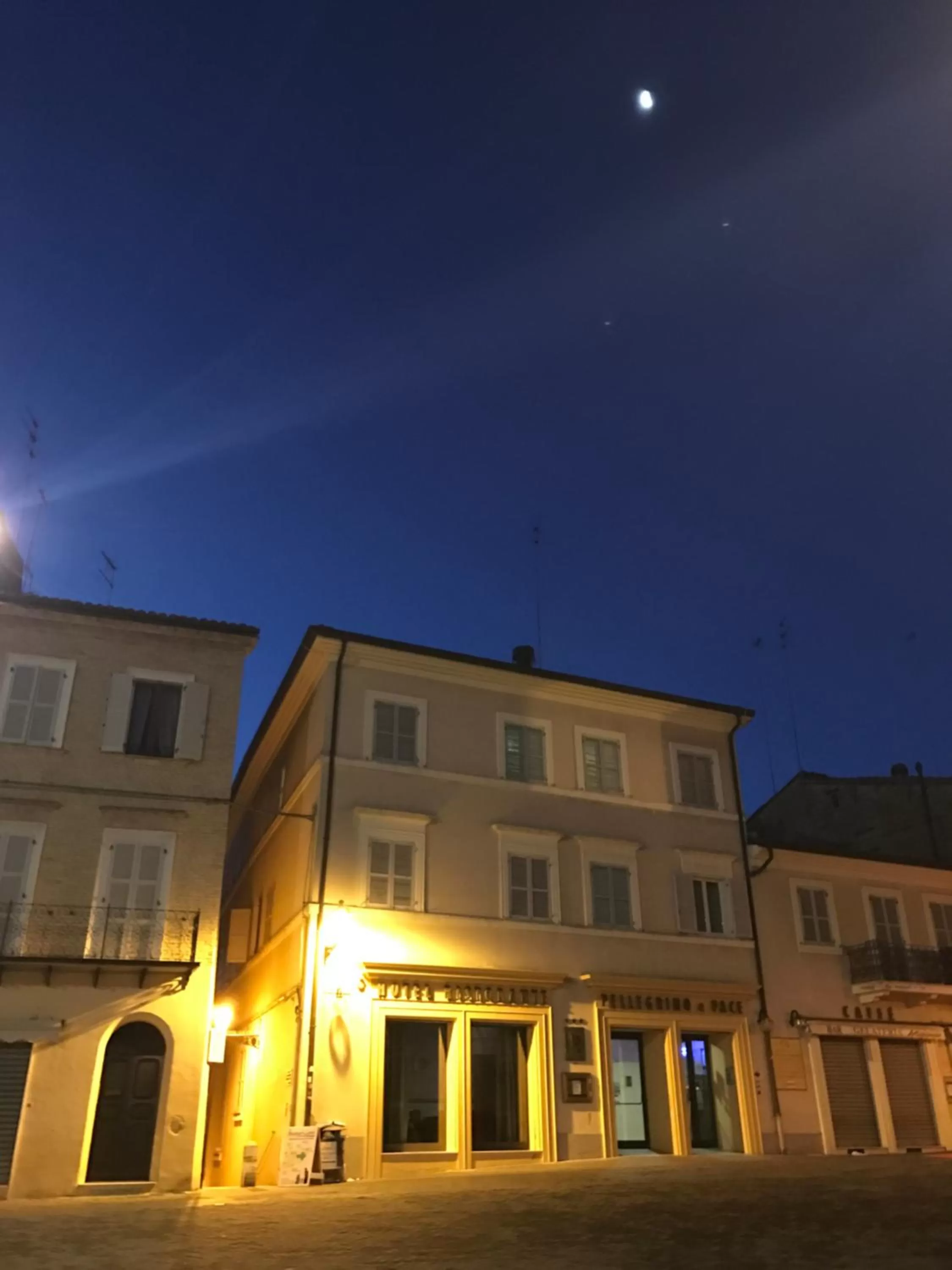 Hotel Pellegrino E Pace