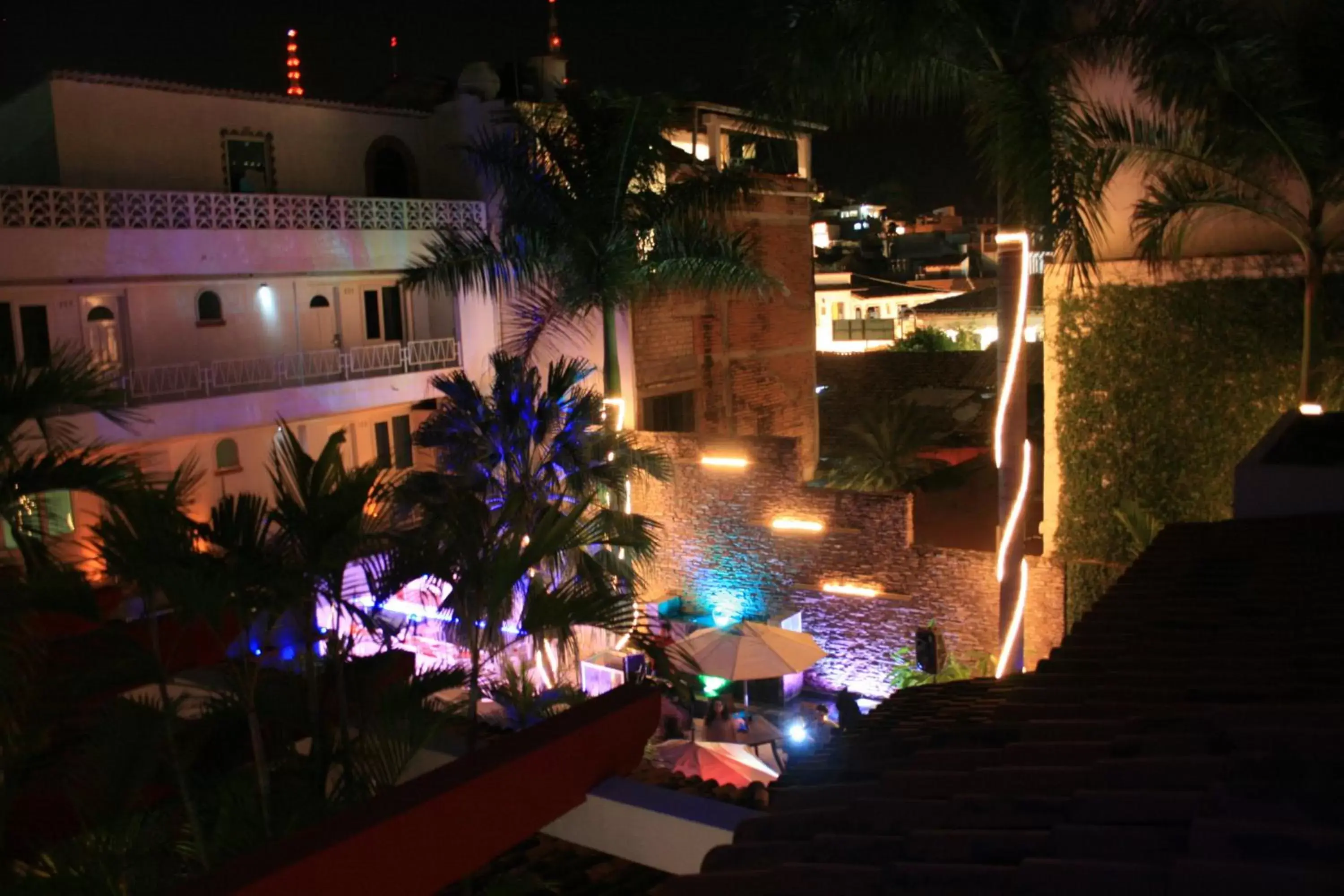 Facade/entrance, Pool View in Hotel Rio Malecon