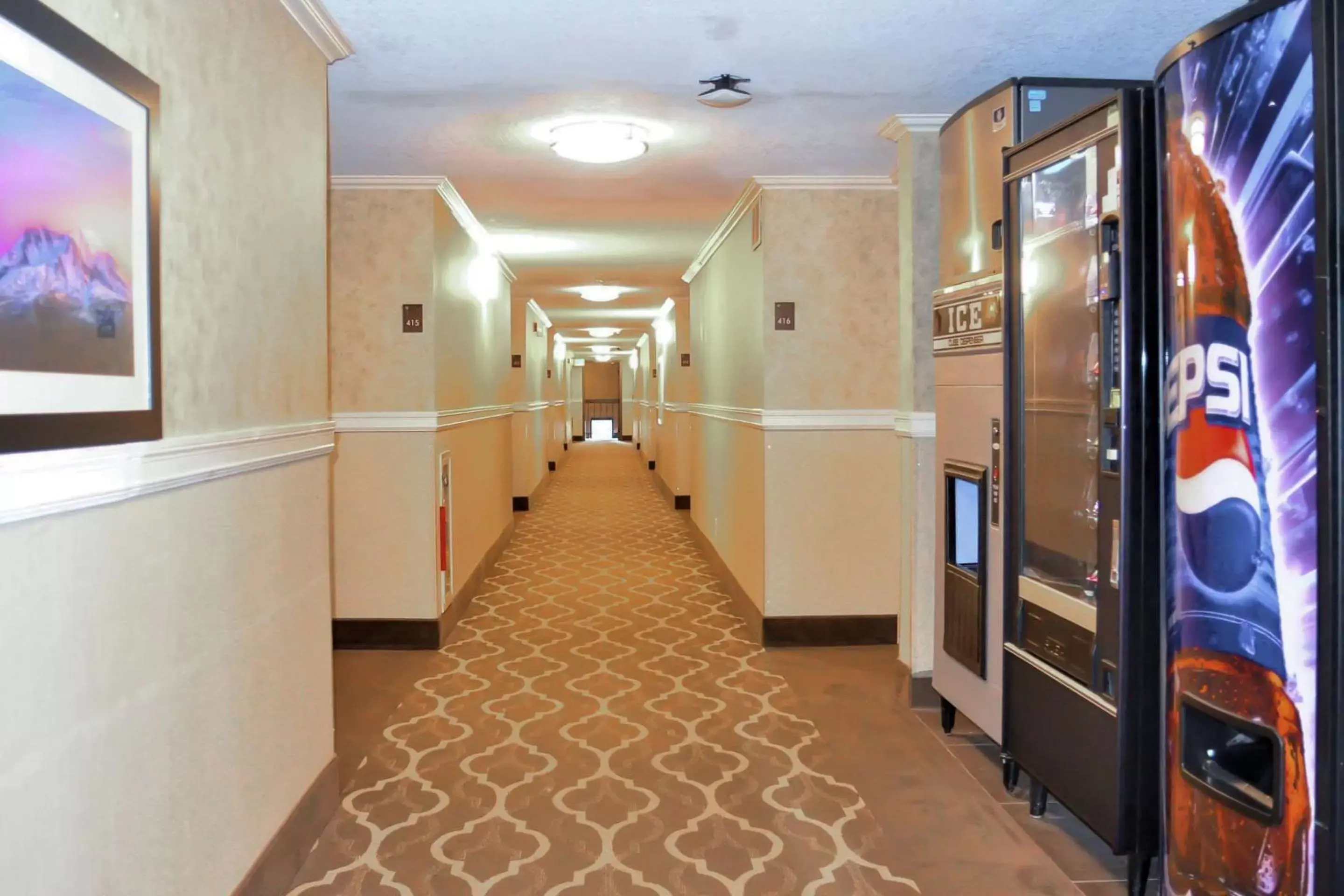 Lobby or reception in Comfort Inn & Suites Vancouver Downtown City Center