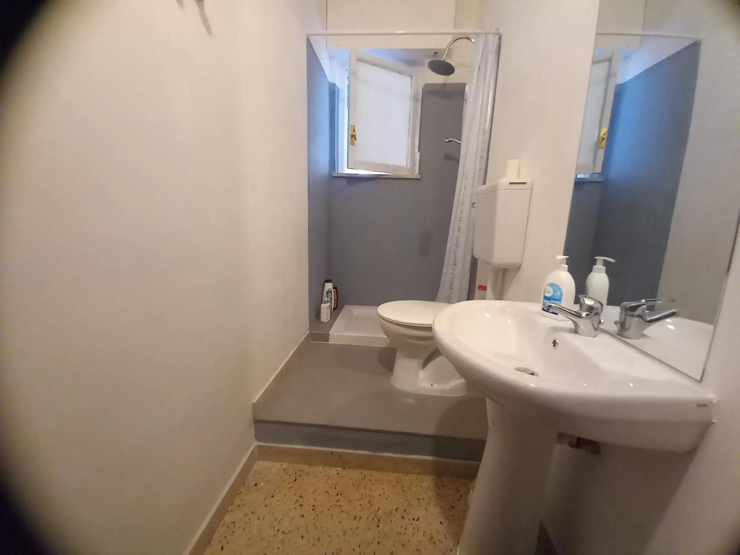 Bathroom in Framamired