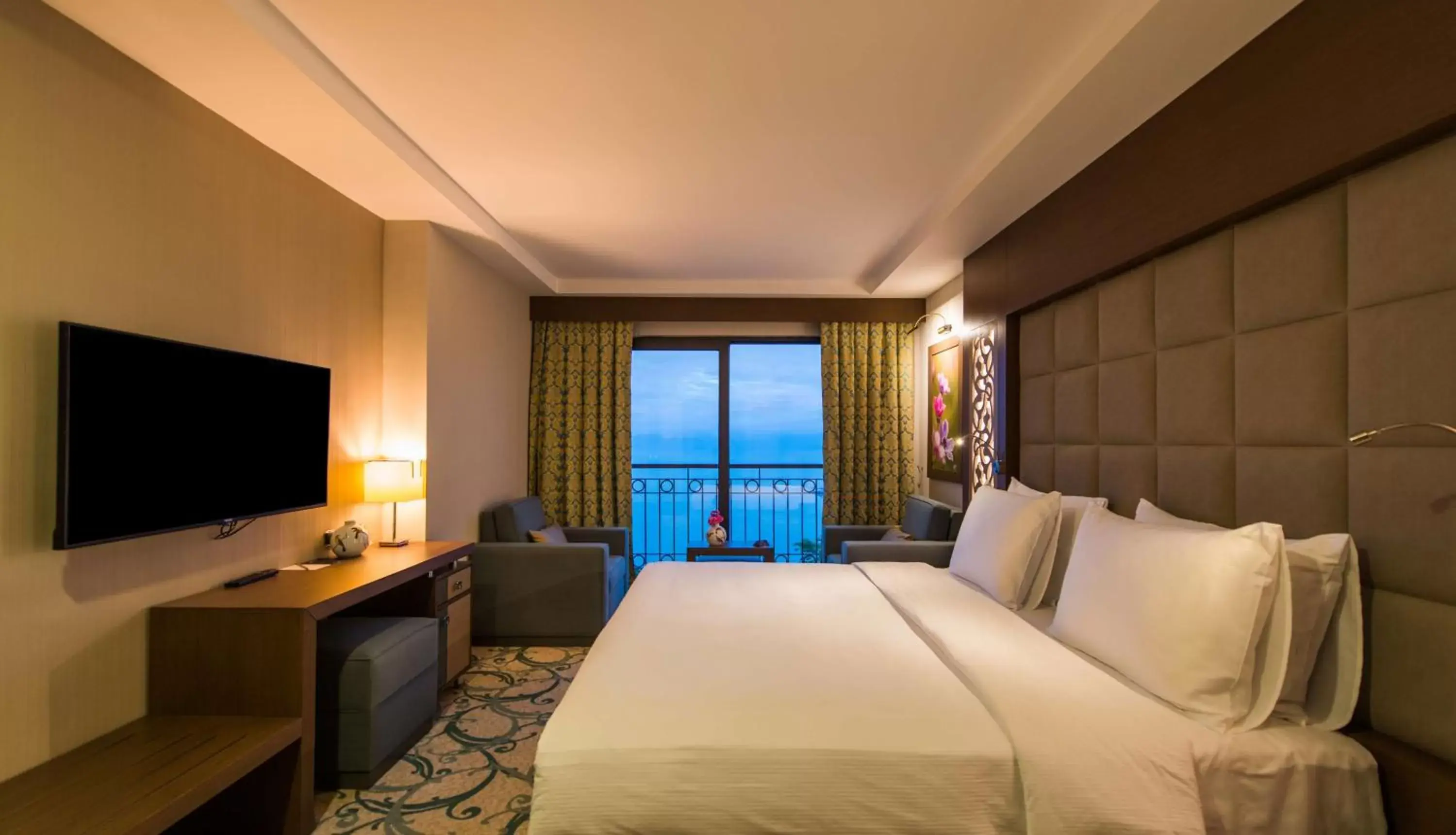 One-Bedroom Suite in Radisson Blu Hotel, Ordu One-Bedroom Suite in Radisson Blu Hotel, Ordu