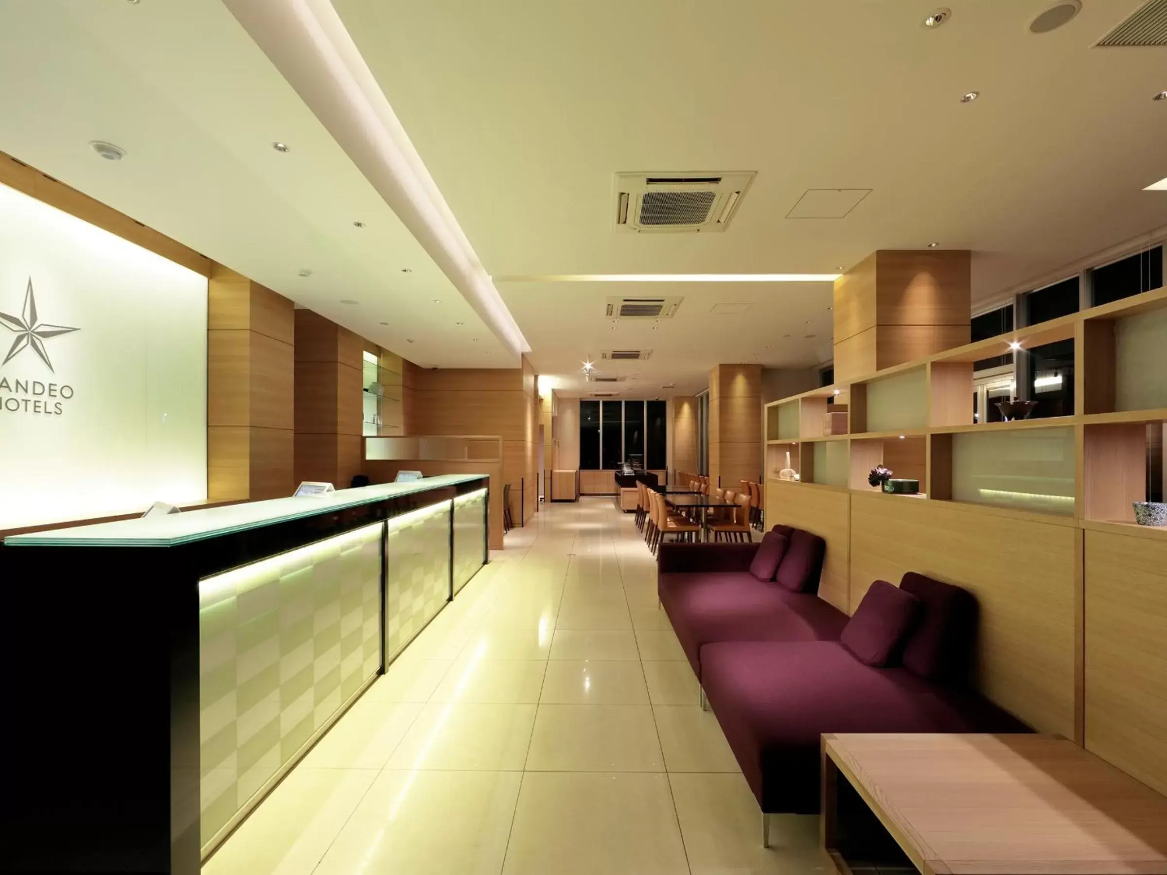Lobby or reception in Candeo Hotels Handa