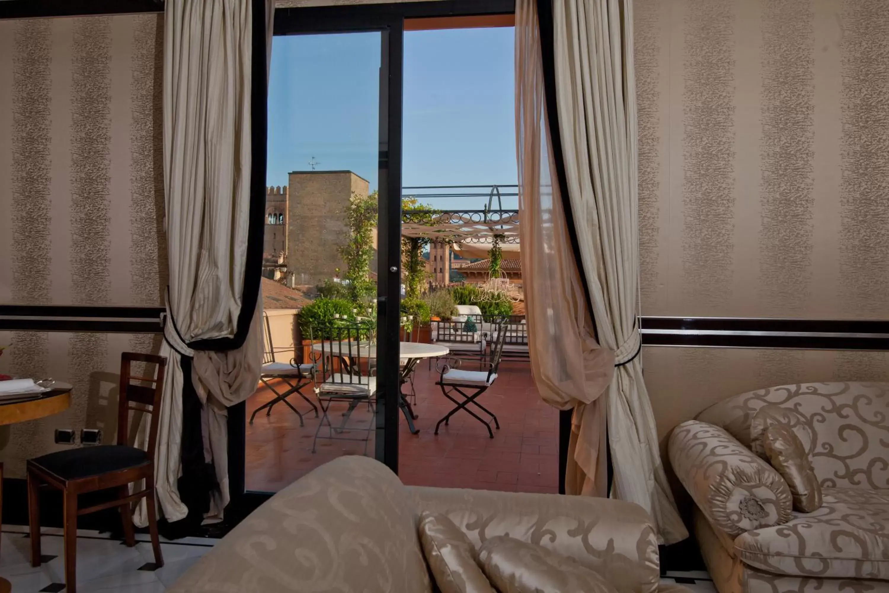 Balcony/Terrace in Grand Hotel Majestic gia' Baglioni