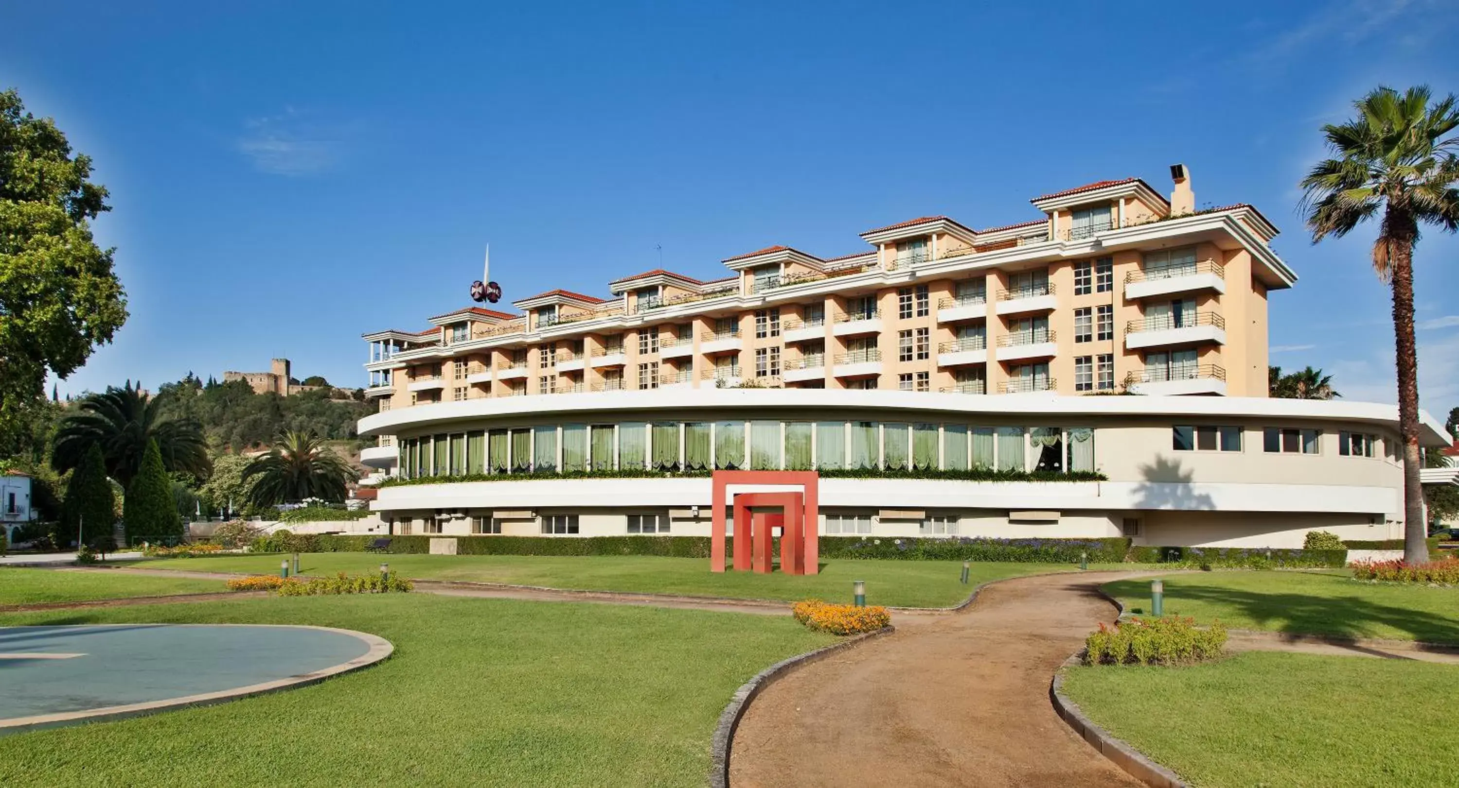 Facade/entrance, Property Building in Hotel Dos Templarios