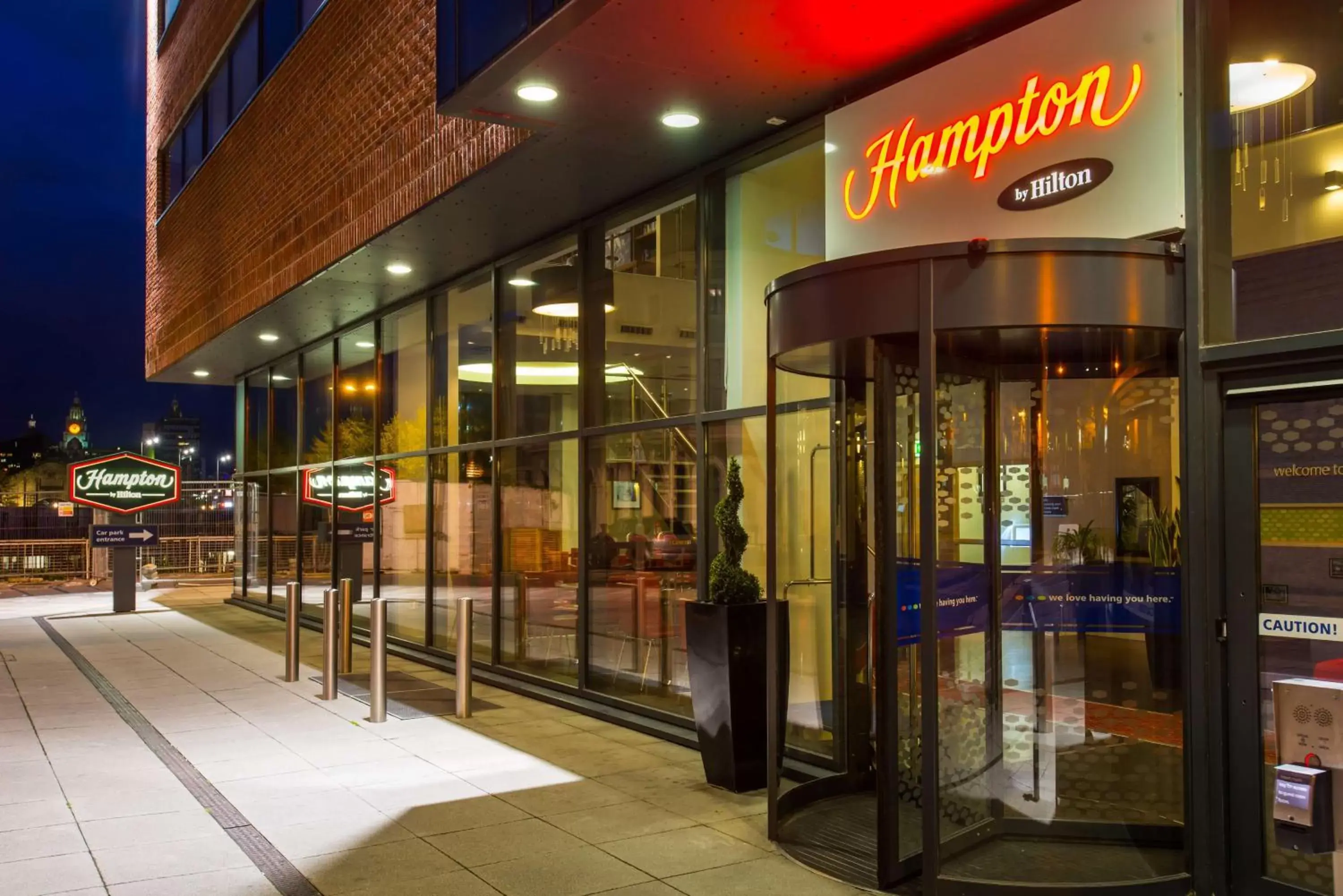 Property building in Hampton By Hilton Liverpool City Centre