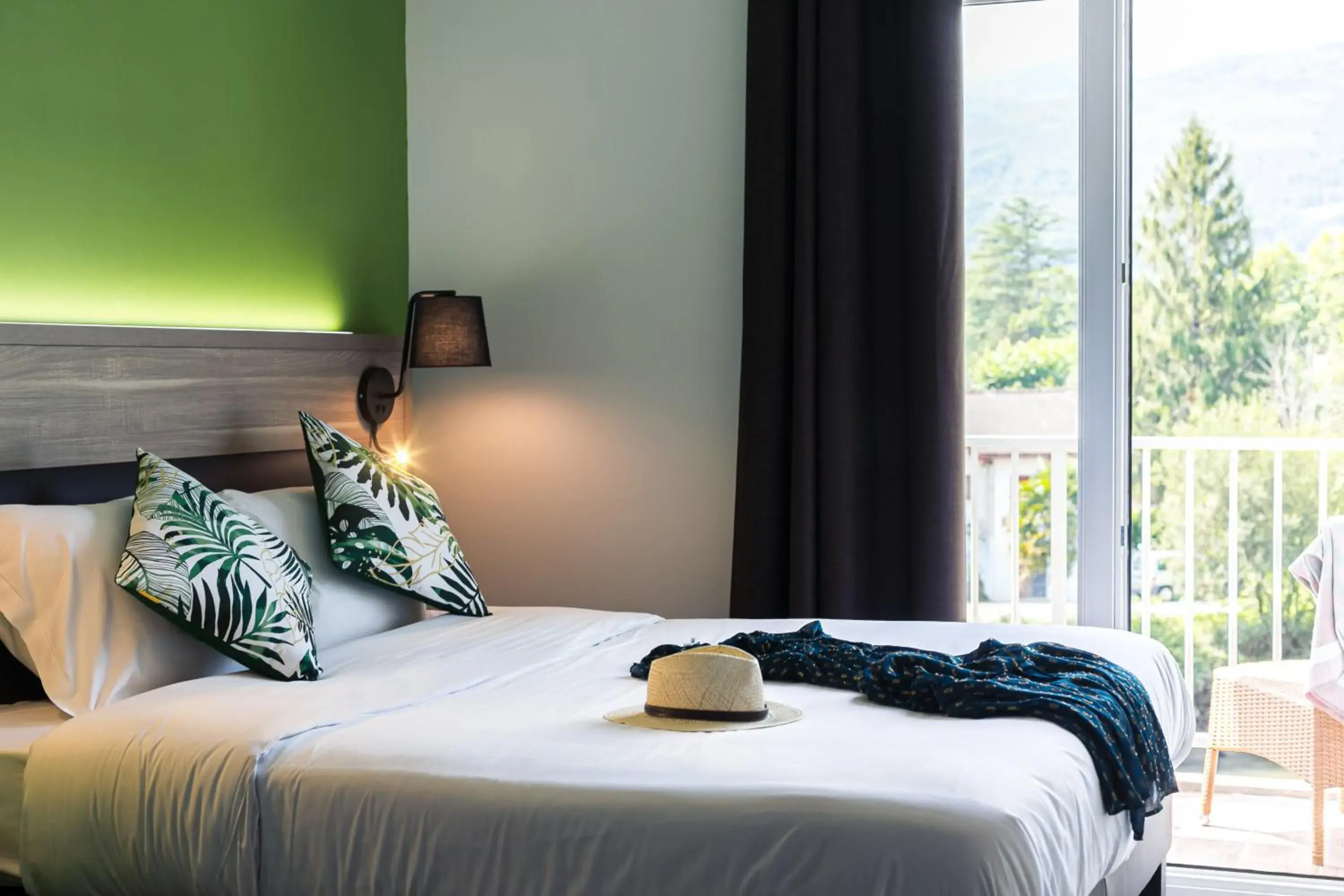 Double Room with Garden View in Hôtel du Pont Double Room with Garden View in Hôtel du Pont