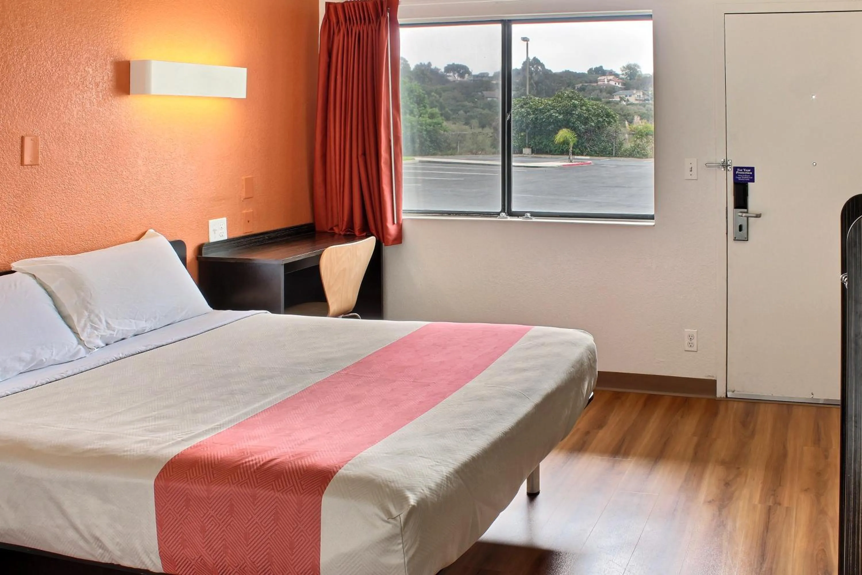 Bedroom, Bed in Motel 6-Pismo Beach, CA