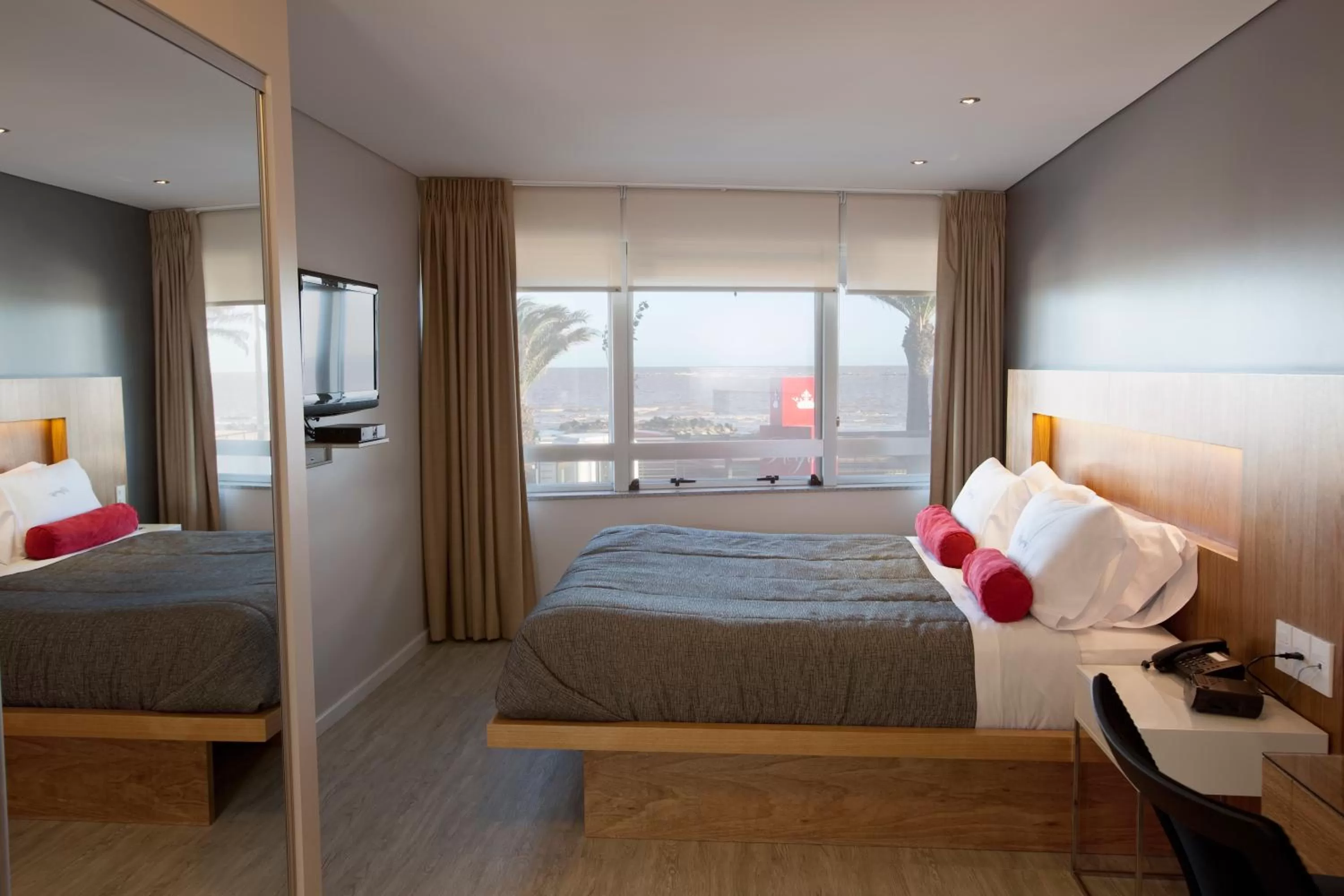 Bed in Regency Rambla Design Apart Hotel