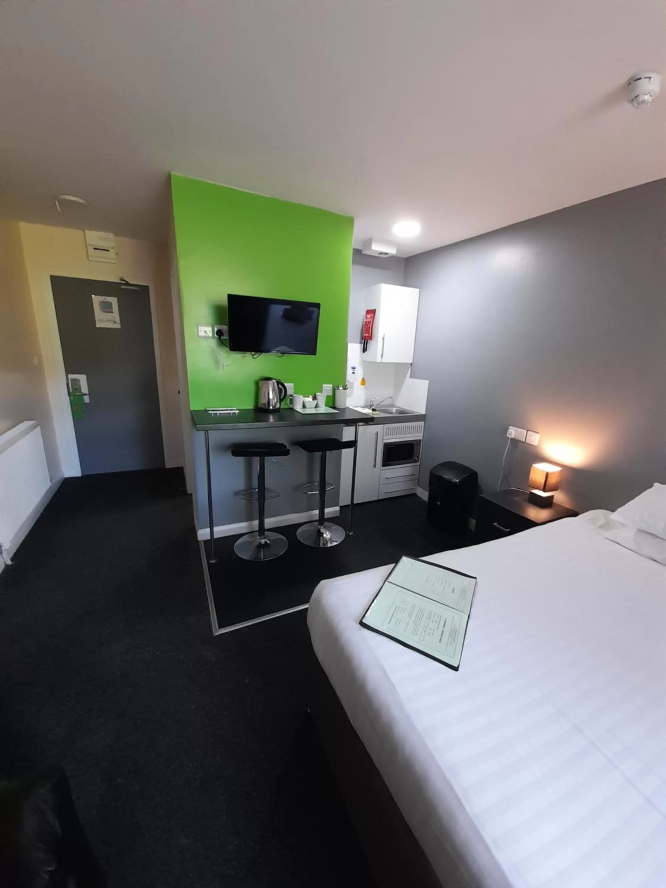 Lymedale Suites Studios & Aparthotel in NEWCASTLE UNDER LYME & STOKE