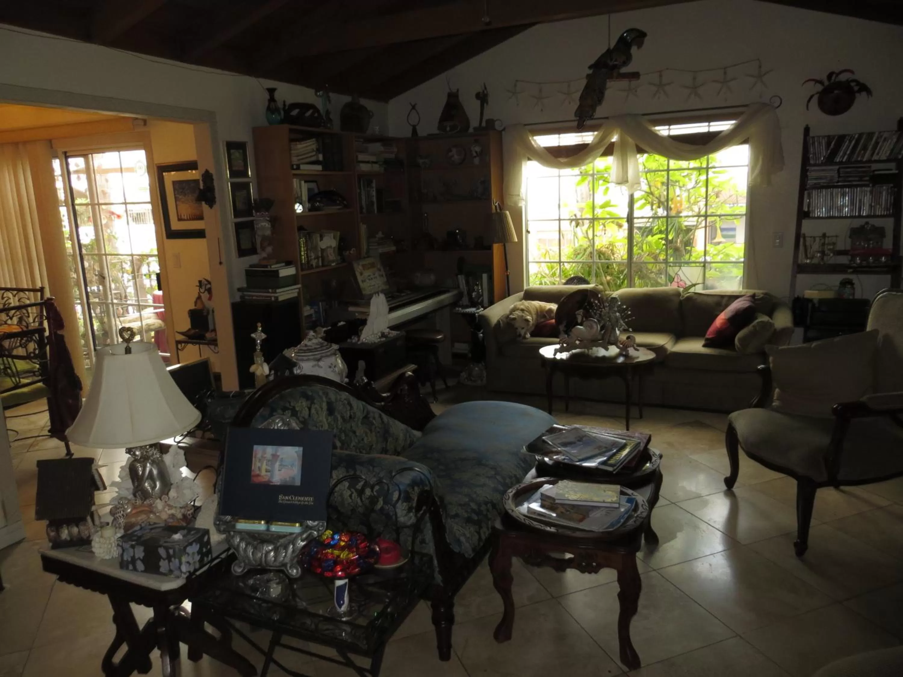 Living room in Always Inn San Clemente Bed & Breakfast by Elevate Rooms