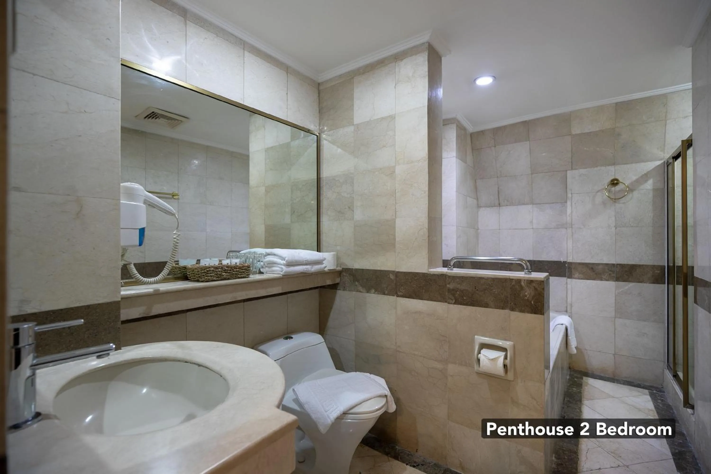 Bathroom in Orchid Garden Suites