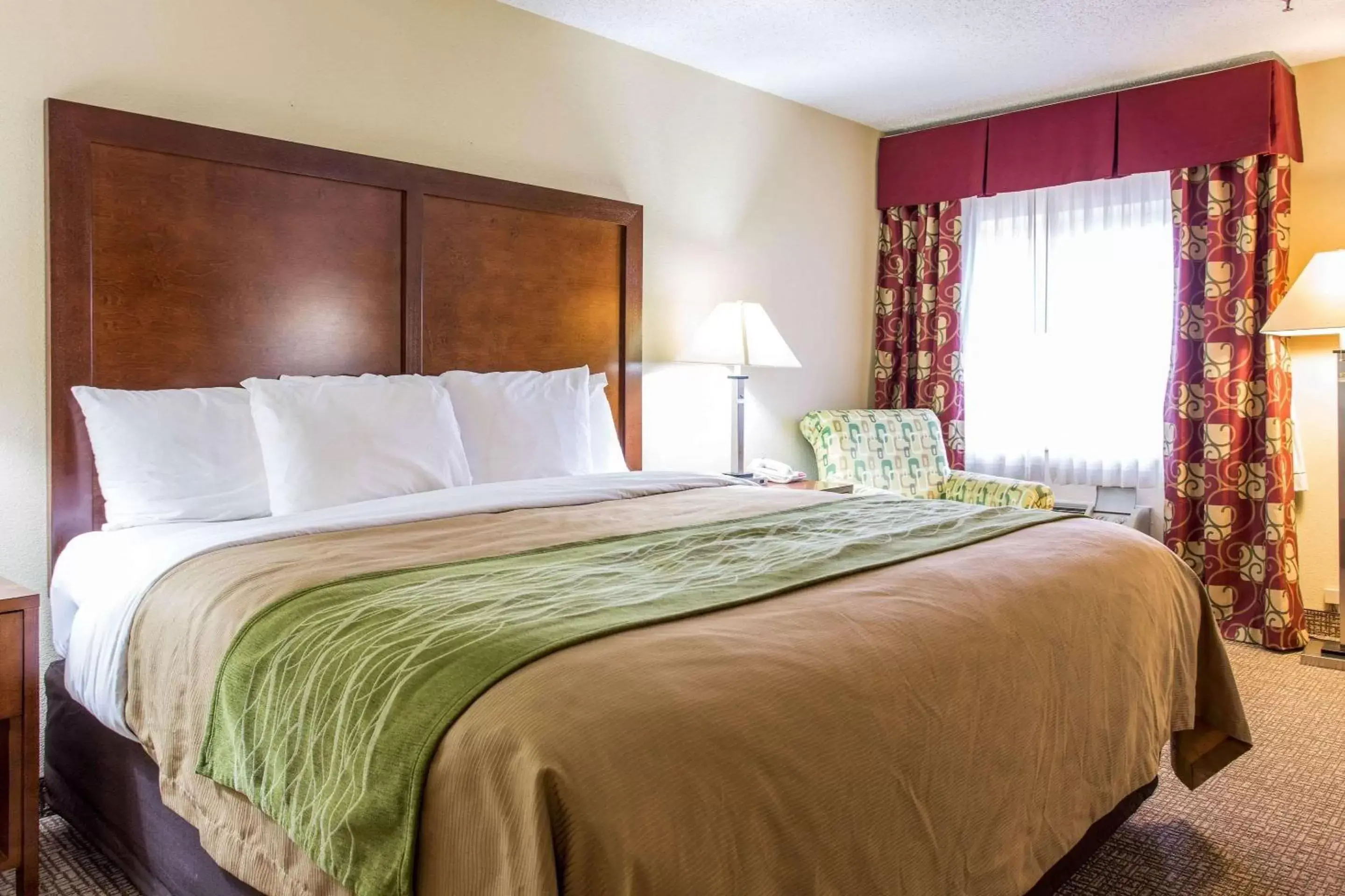 Photo of the whole room, Bed in Comfort Inn Columbia -Bush River