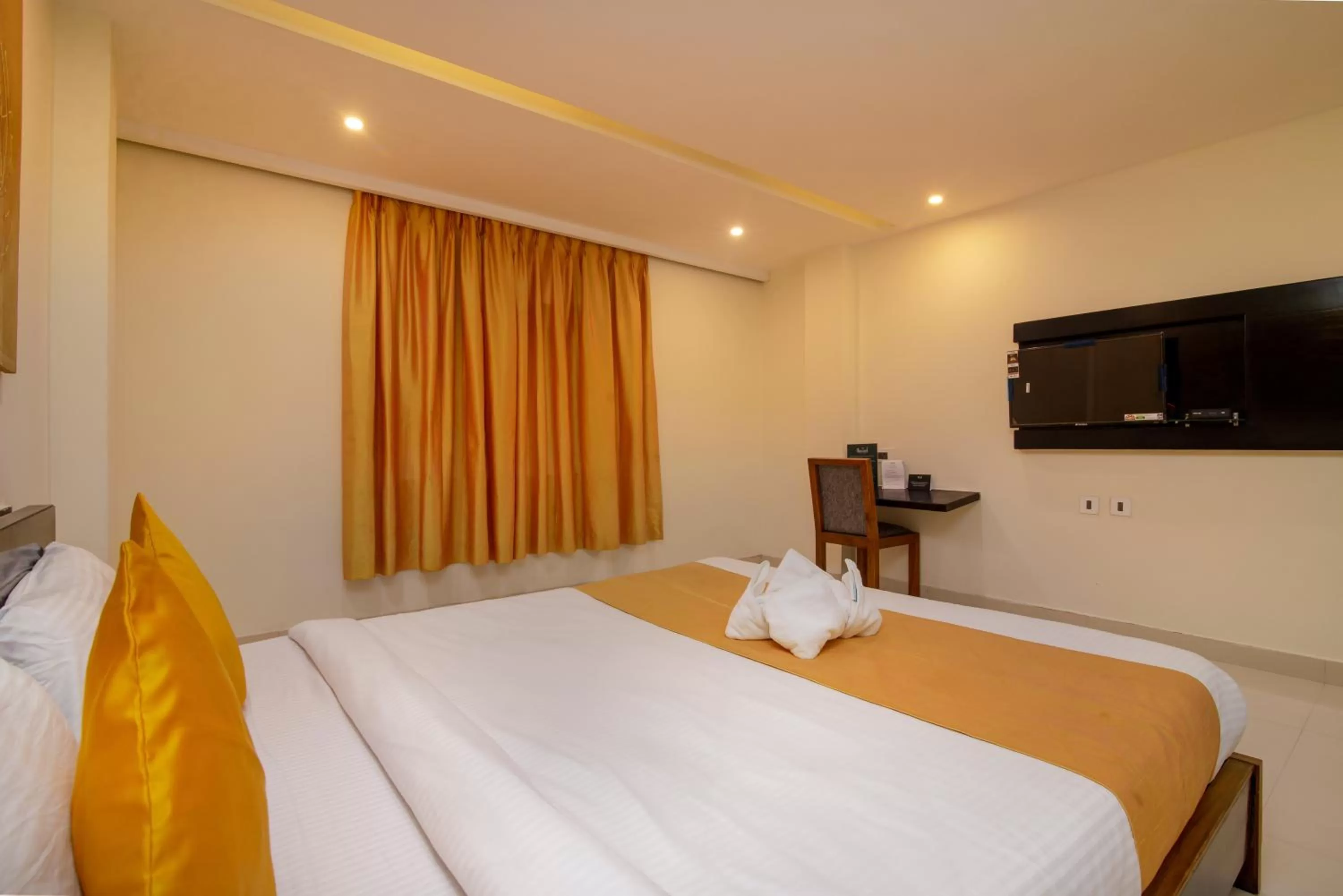 Bed in Muscatel Yavachi - 400 Mts from MG Marg