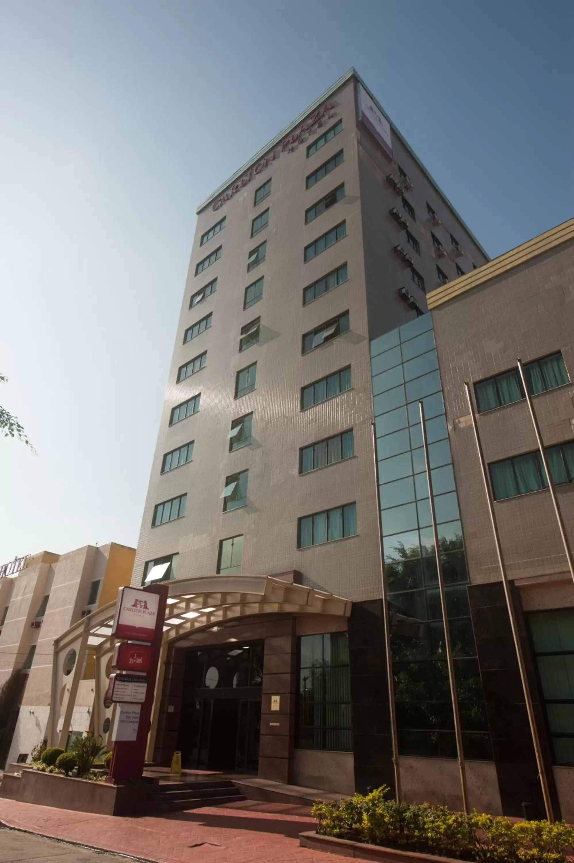 Facade/entrance, Property Building in Carlton Plaza São José dos Campos