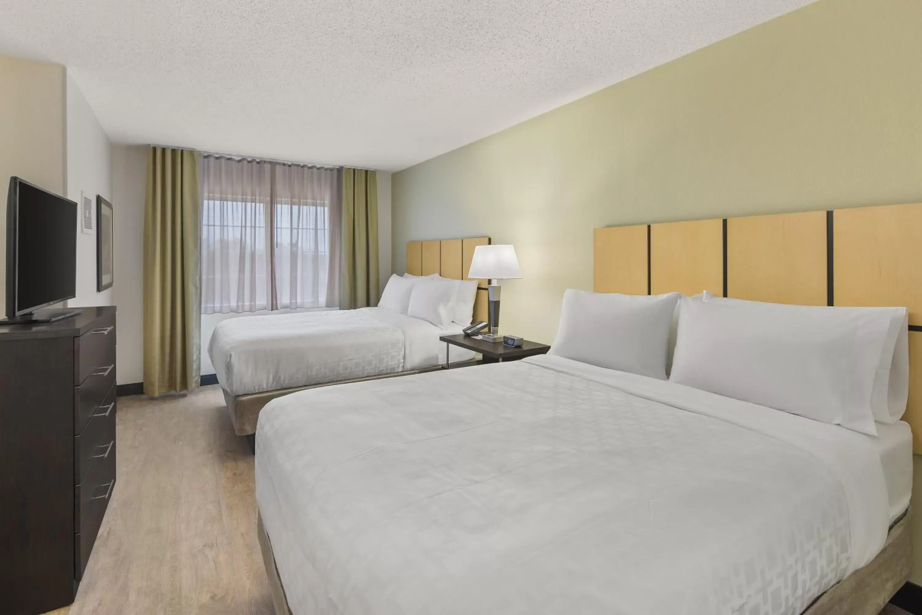 Photo of the whole room, Bed in Candlewood Suites - Charlotte - Arrowood, an IHG Hotel