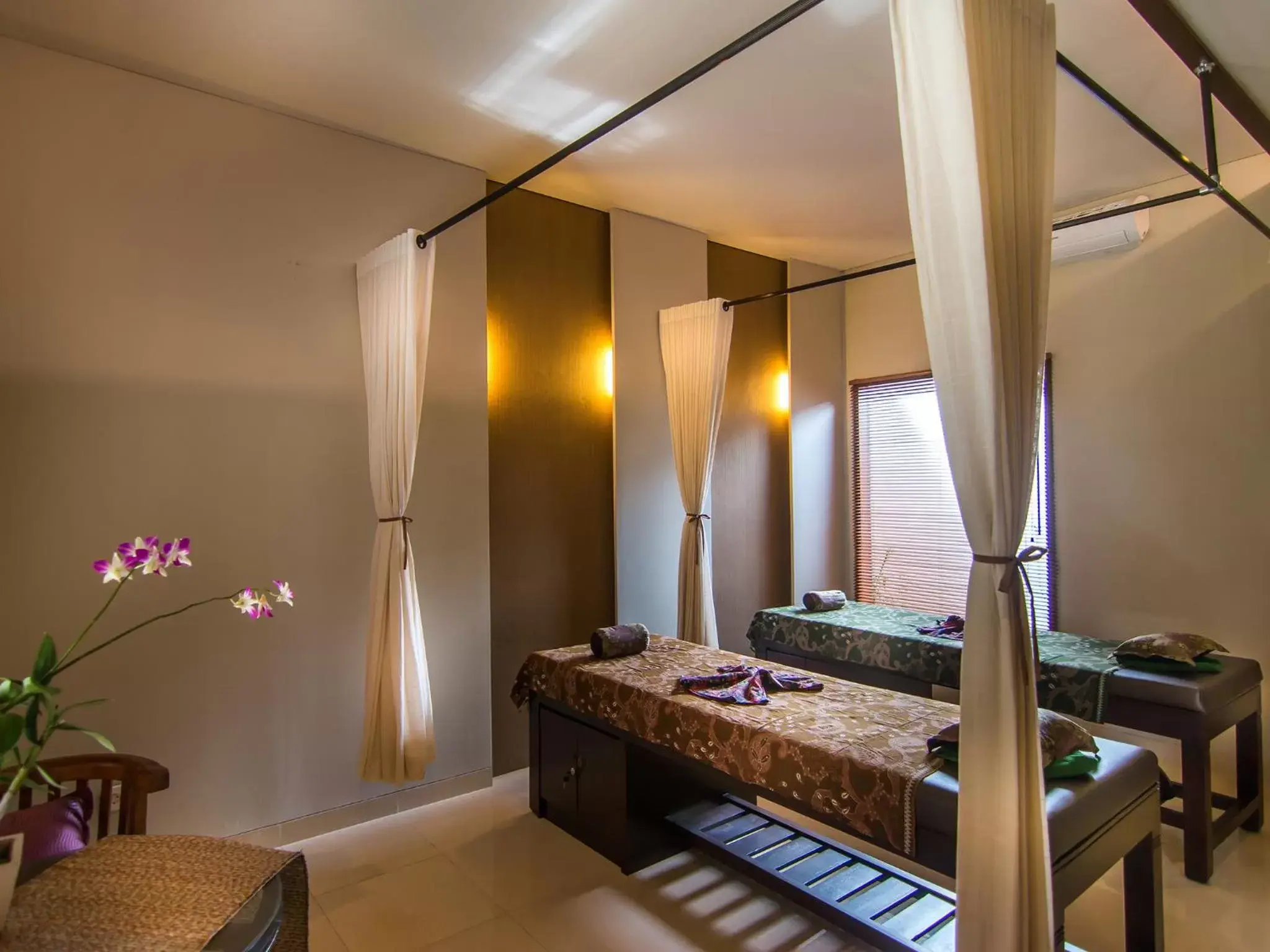 Massage, Bathroom in De Munut Balinese Resort