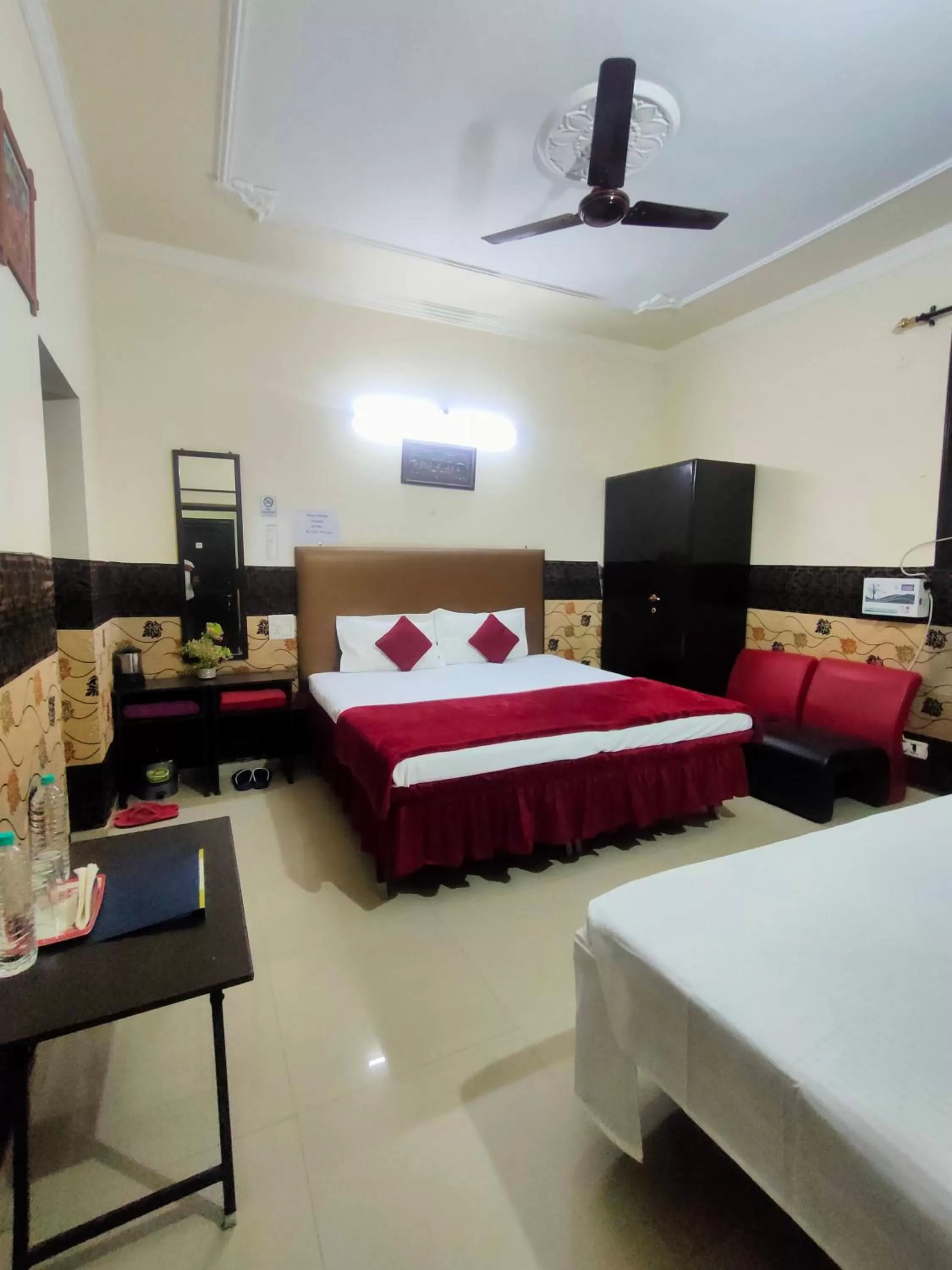Deluxe Triple Room in New Chandigarh Holiday Home