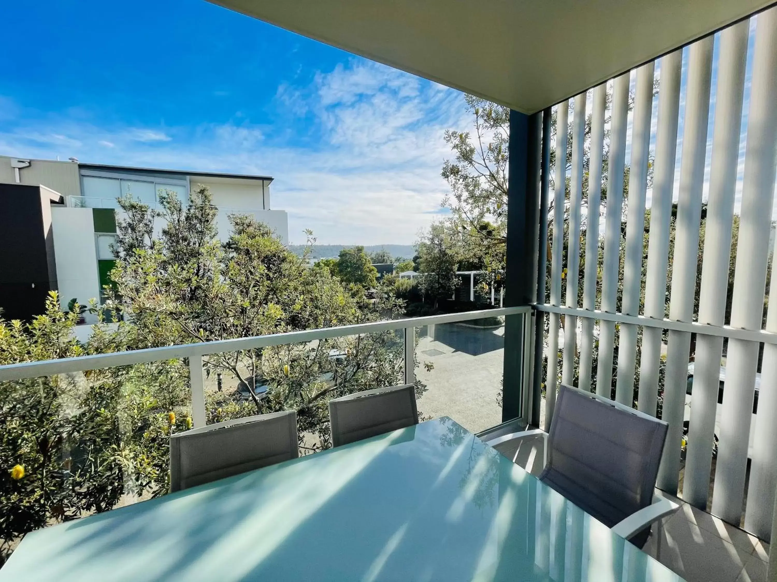 Three-Bedroom Apartment with Pool View in Coast Resort Merimbula Three-Bedroom Apartment with Pool View in Coast Resort Merimbula