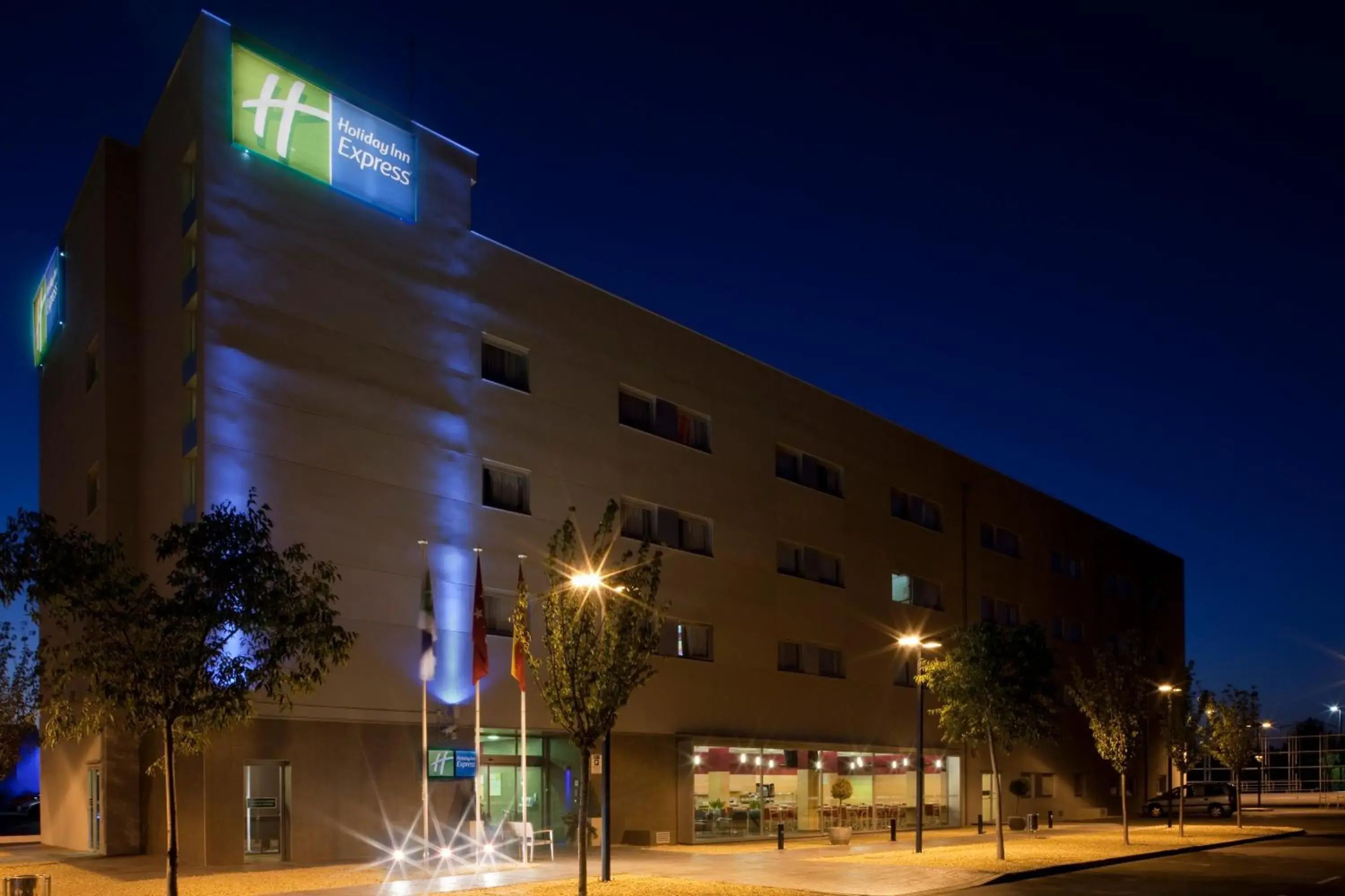 Property Building in Holiday Inn Express Madrid-Getafe