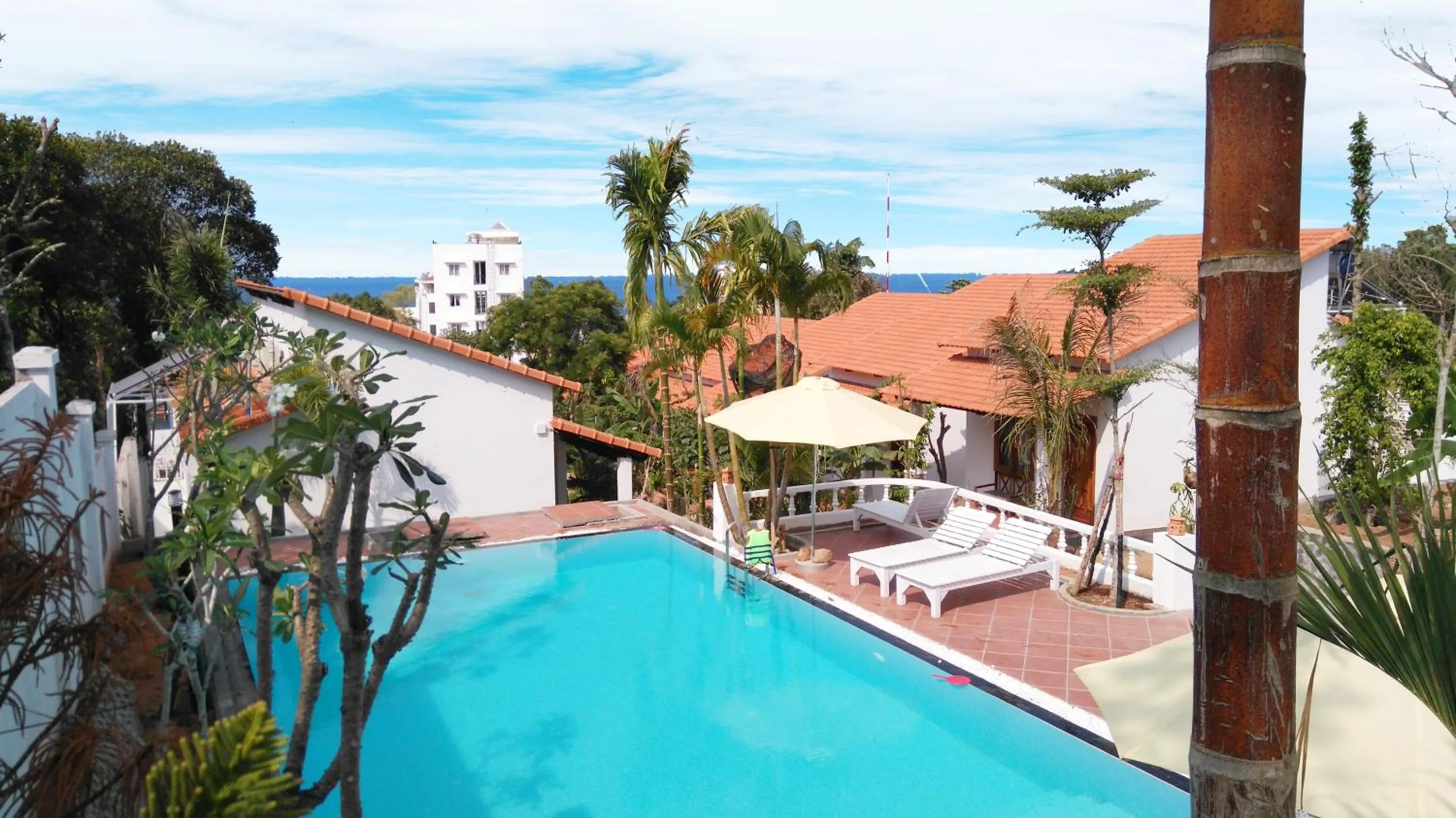 Swimming pool in Miana Resort Phu Quoc