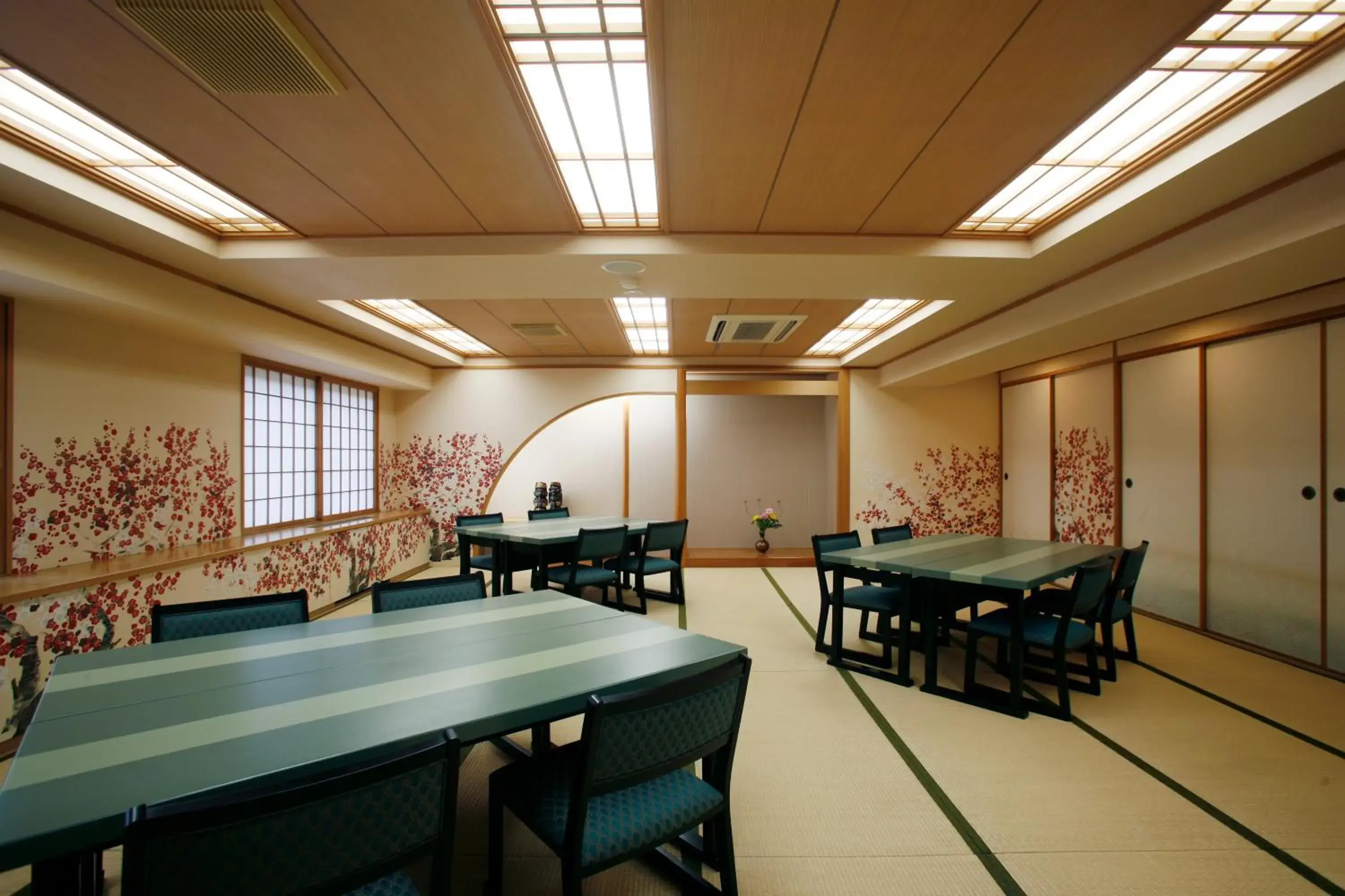 Restaurant/places to eat in Sounkyo Kanko Hotel