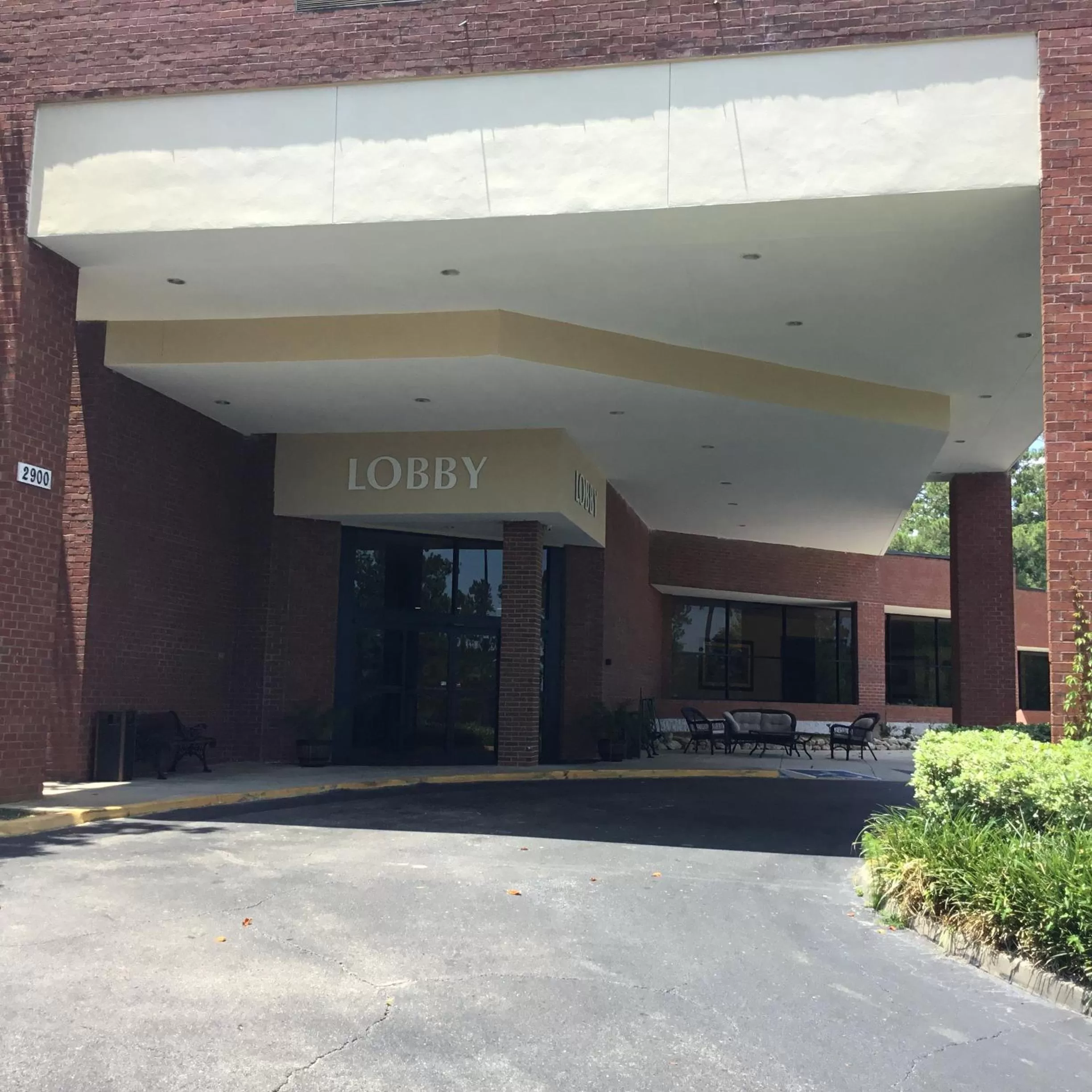 Days Inn & Suites by Wyndham Tallahassee Conf Center I-10