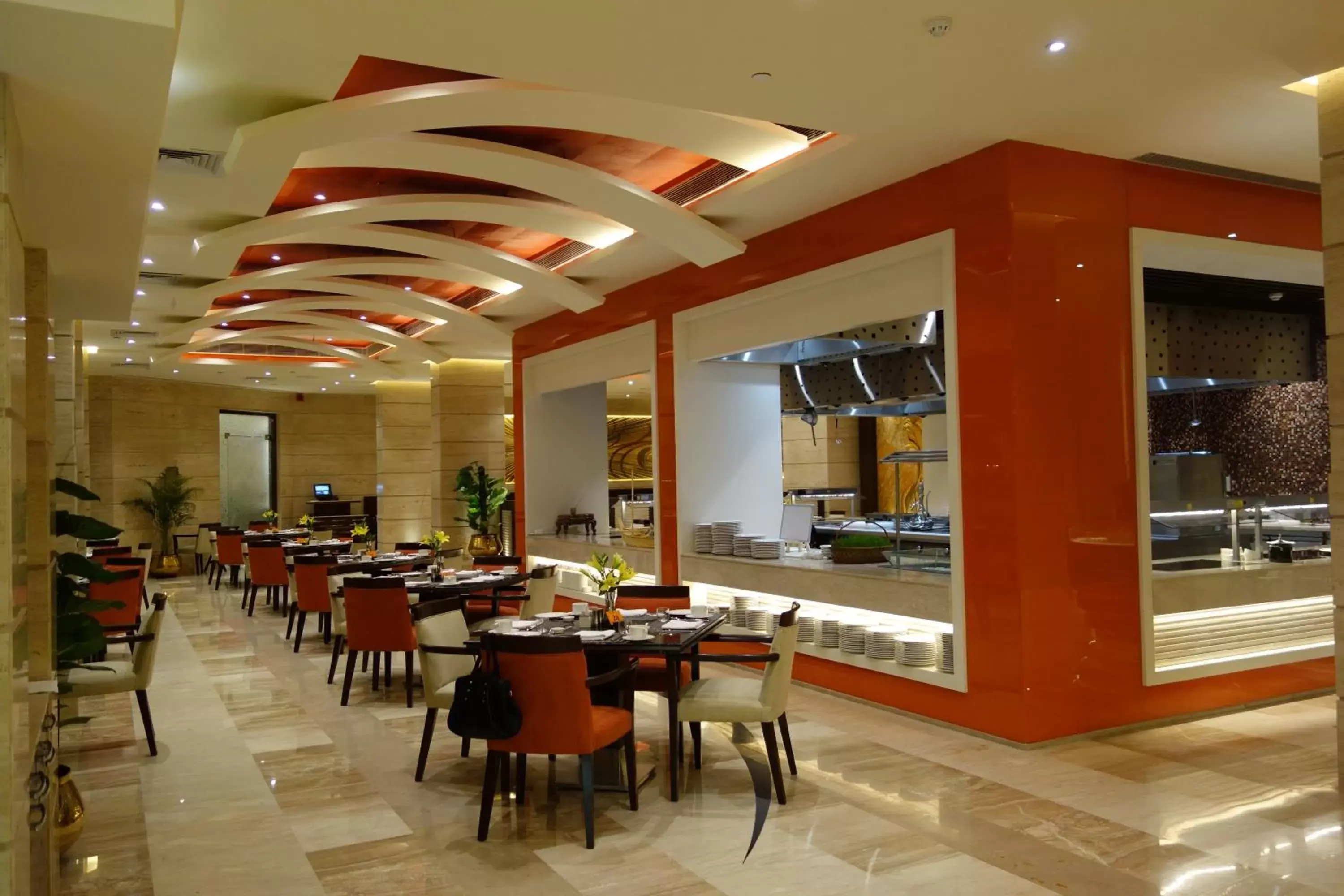 Restaurant/Places to Eat in The Suryaa Hotel New Delhi