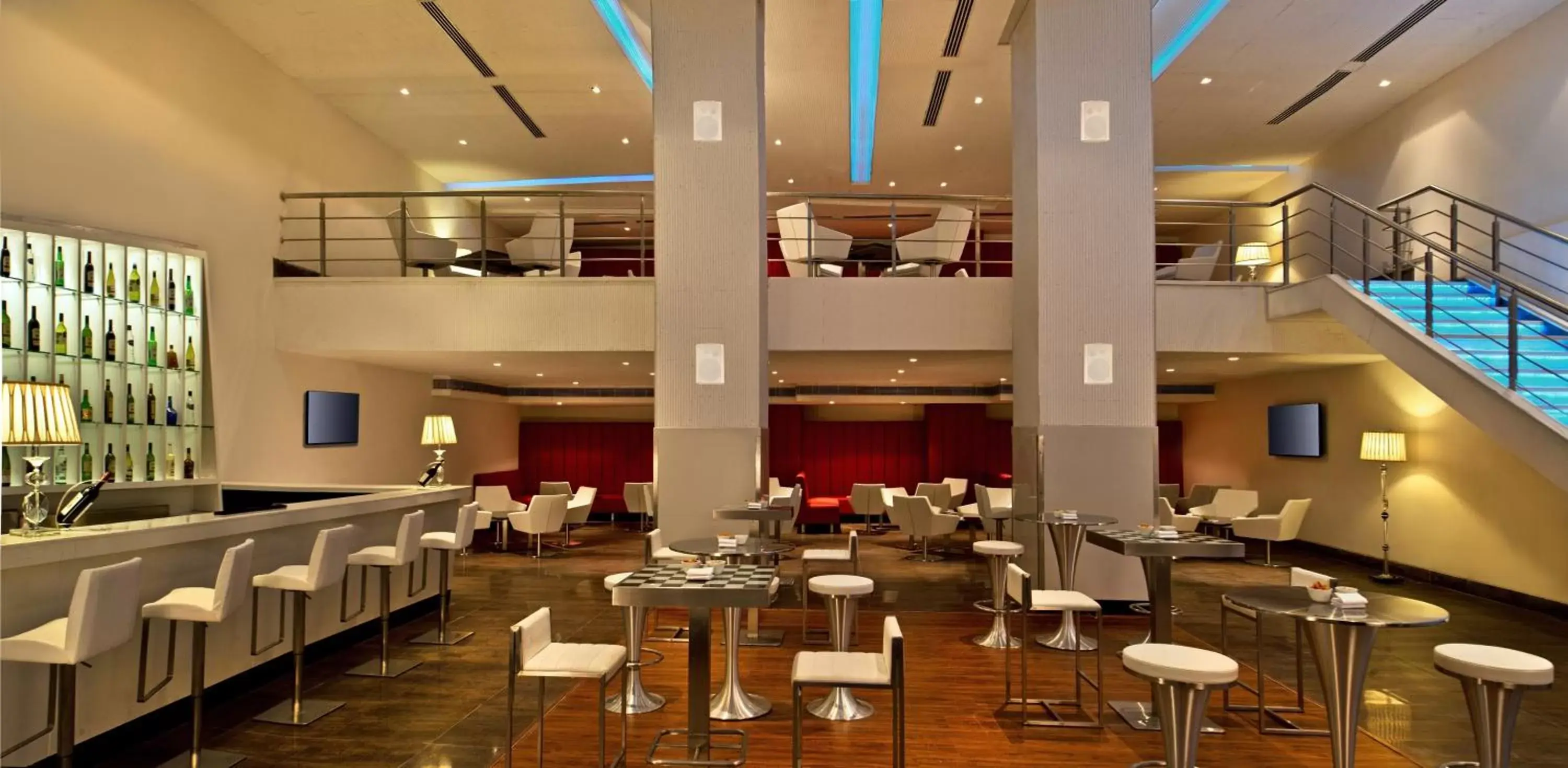 Lounge or bar, Restaurant/Places to Eat in Welcomhotel by ITC Hotels, GST Road, Chennai