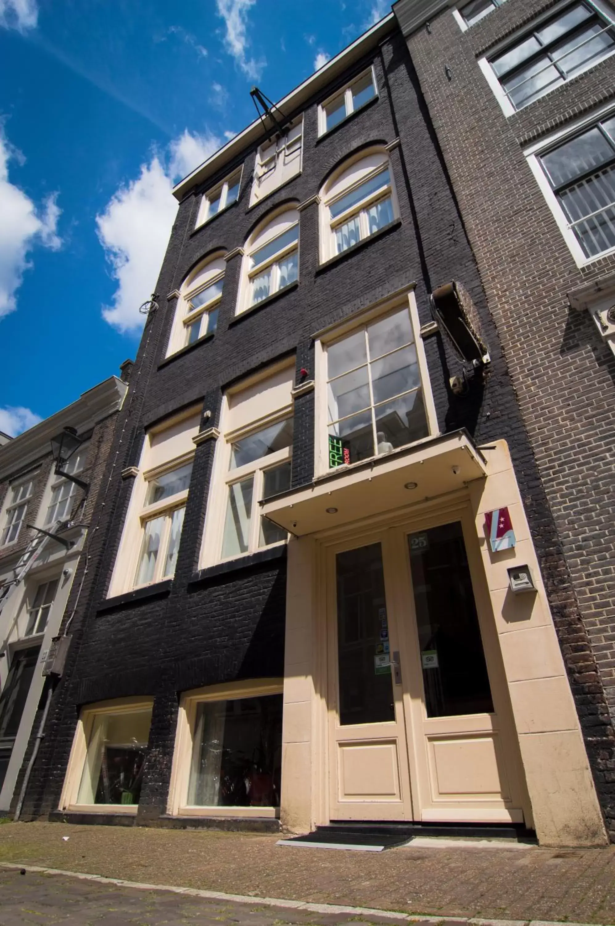 Facade/entrance, Property Building in Amsterdam Downtown Hotel